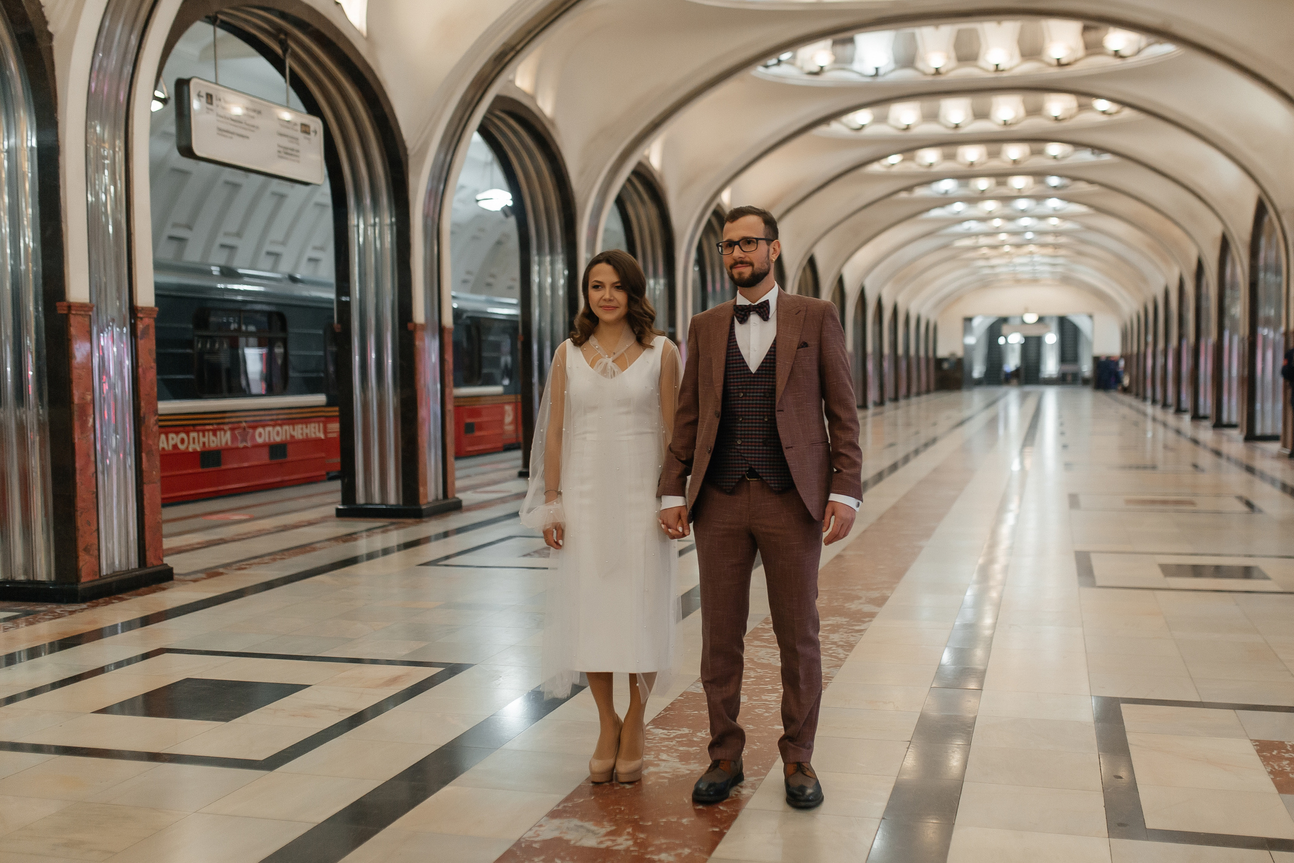 Ночная регистрация брака на станции метро Маяковская. Фото Радости. Свадебный и семейный фотограф в Москве Юлия Самойлова