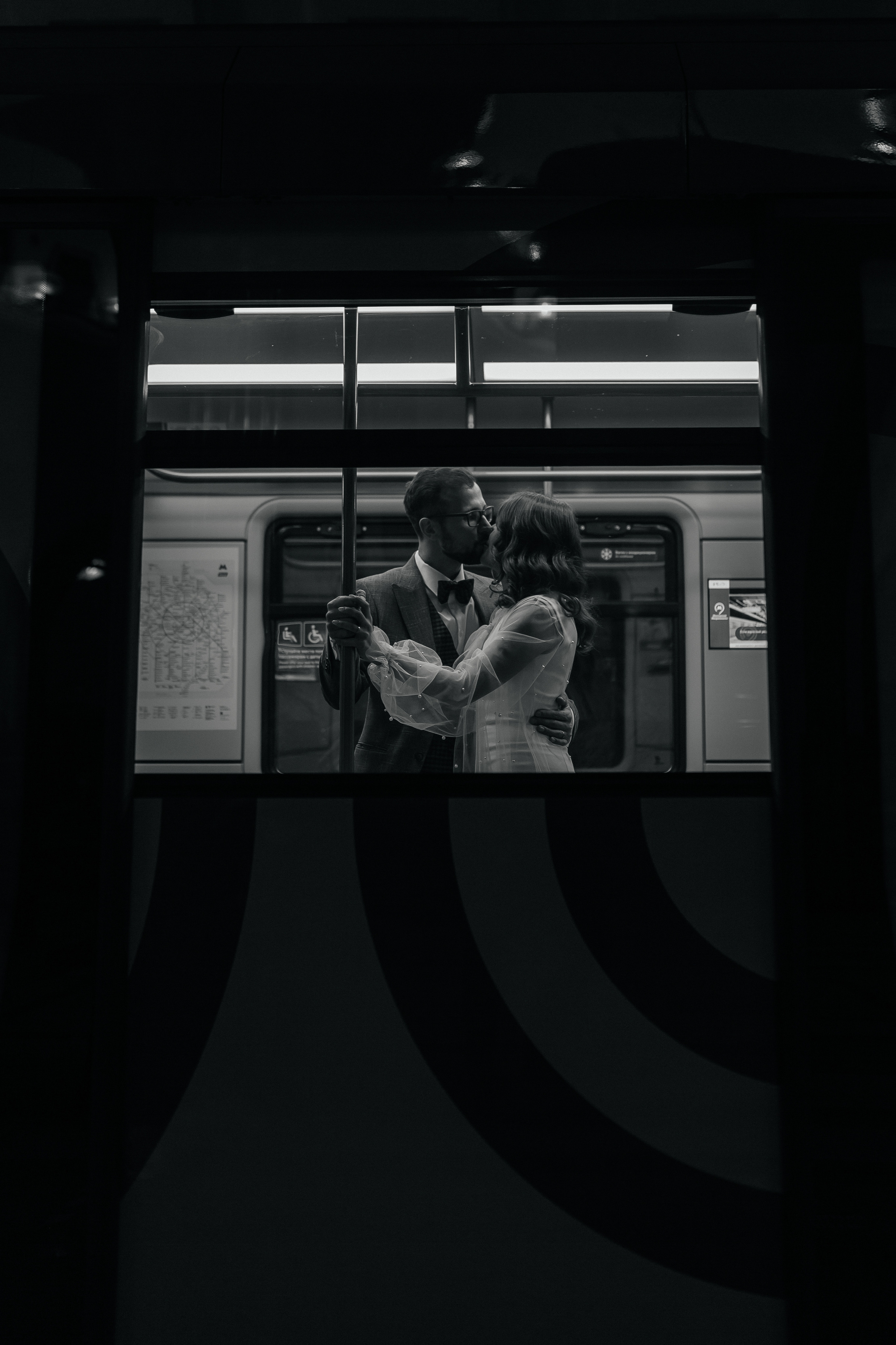 Ночная регистрация брака на станции метро Маяковская. Фото Радости. Свадебный и семейный фотограф в Москве Юлия Самойлова