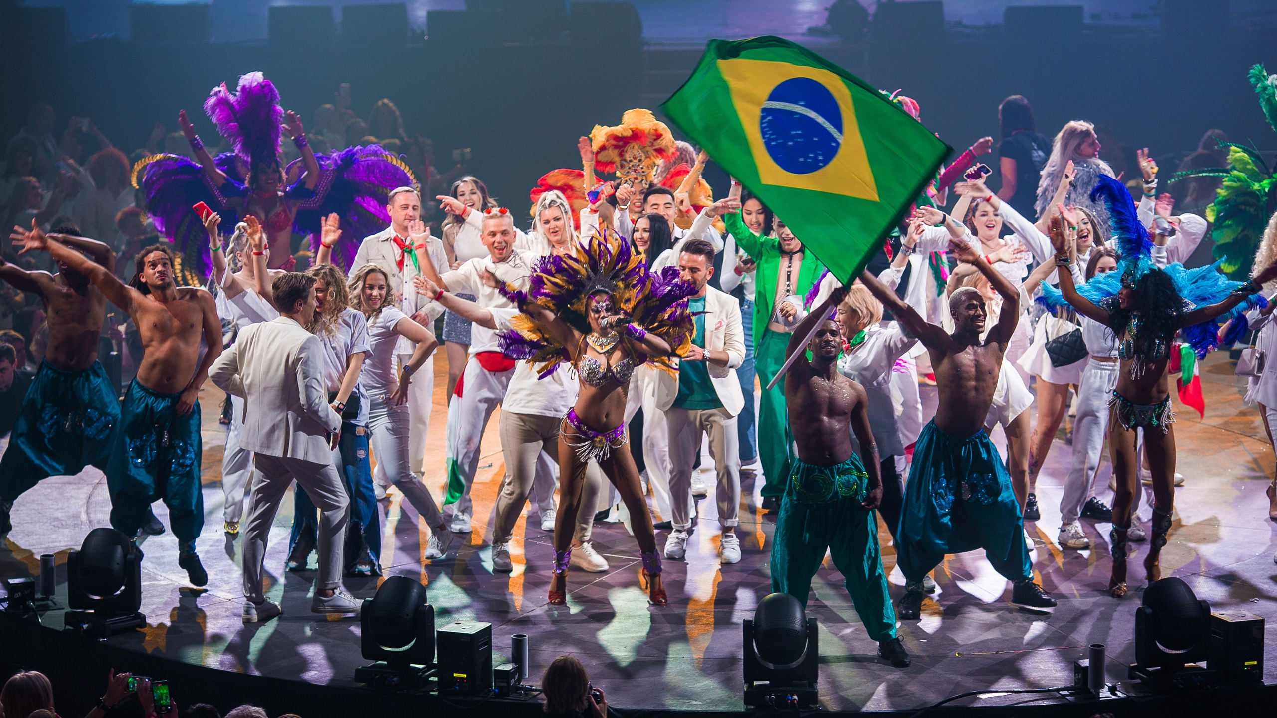 Фотосъемка корпоратива «Ночь парикмахера 2022» для компании CD. Репортажный фотограф Борис Геер