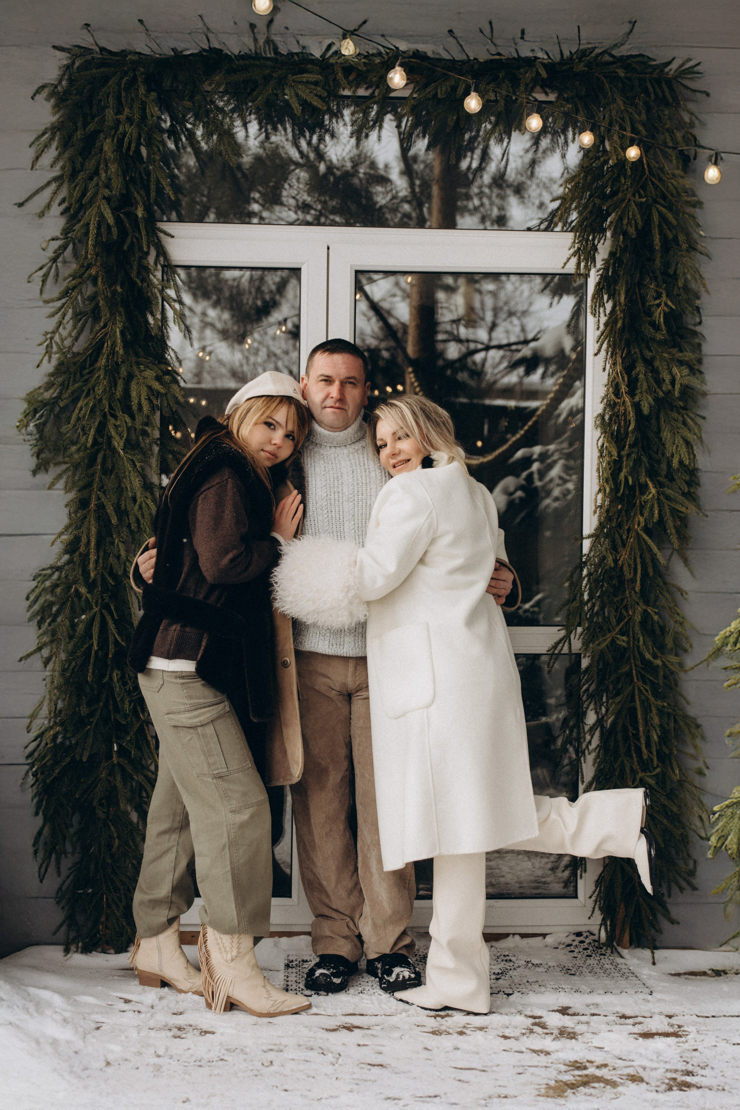 Кристина, Слава, Злата