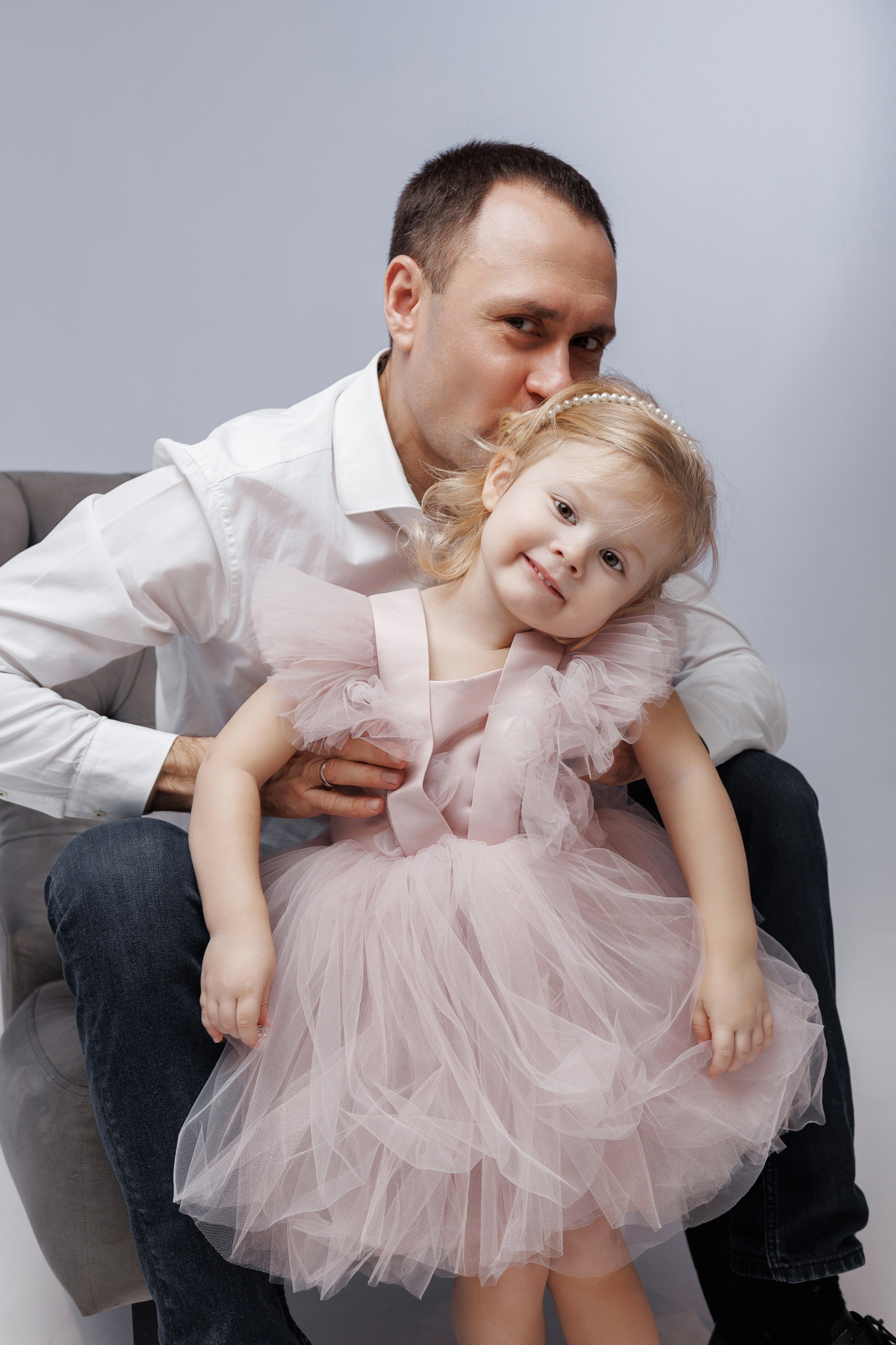 Съемка Дня Рождения Алисы в фотостудии CROSS-STUDIO зал IDEAL. Свадебный и семейный фотограф в Москве и МО Елена Агапова