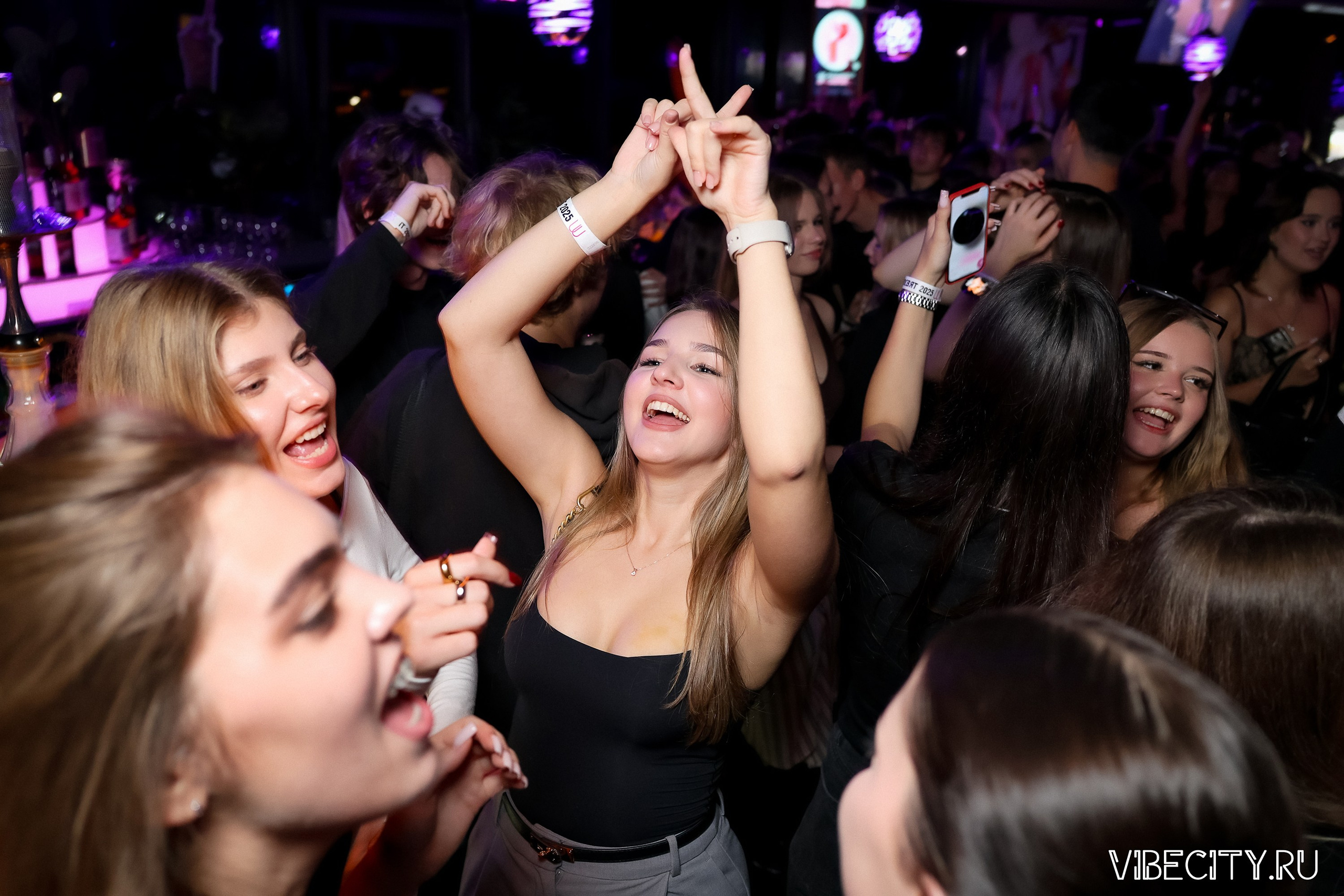 DOUBLE U. VIBECITY.RU Вайб Сити Ру Фоторепортажи Фотоотчеты Калининград
