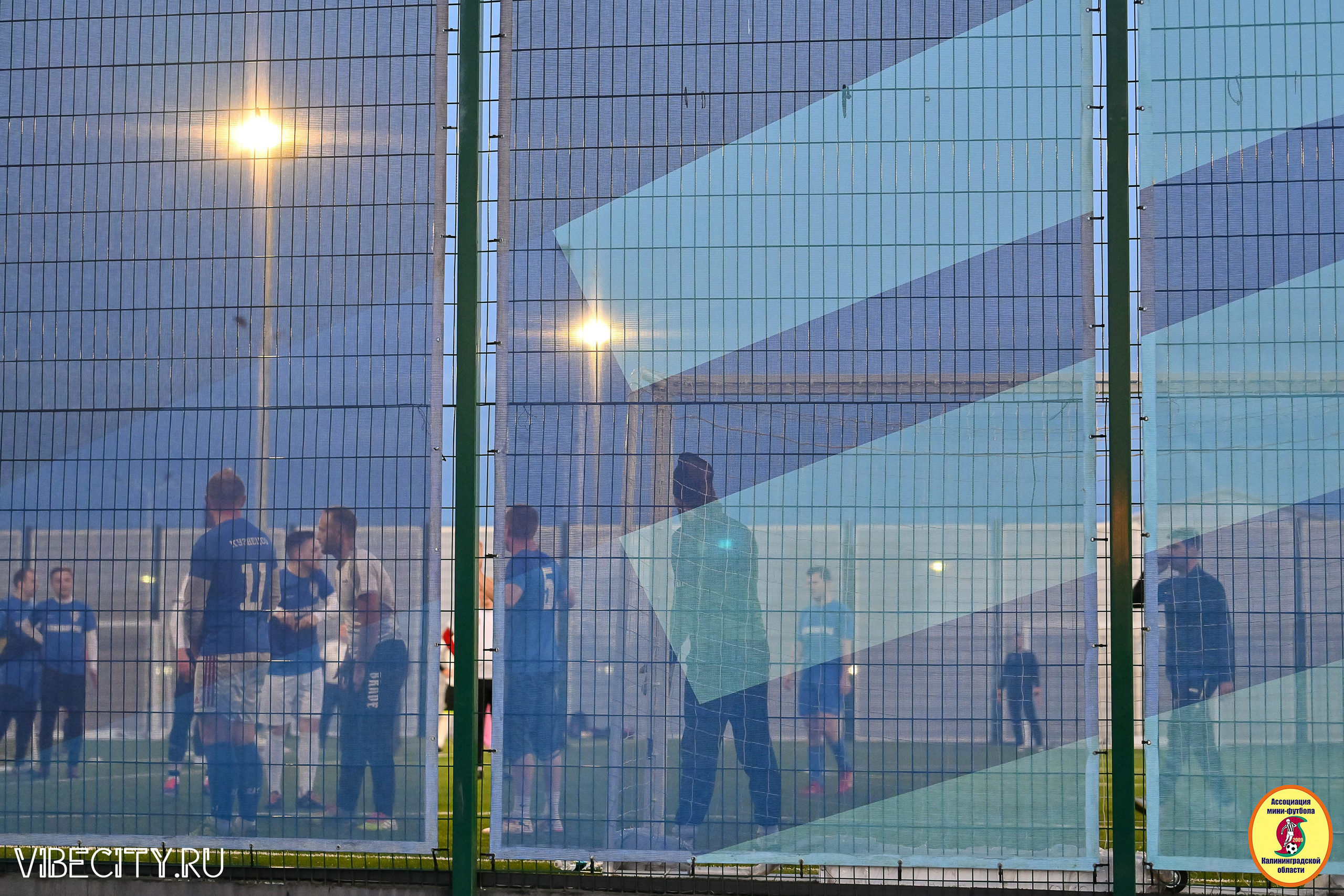 ИГРЫ МИНИ-ФУТБОЛЬНОЙ И КОРПОРАТИВНОЙ ЛИГИ. VIBECITY.RU Вайб Сити Ру Фоторепортажи Фотоотчеты Калининград