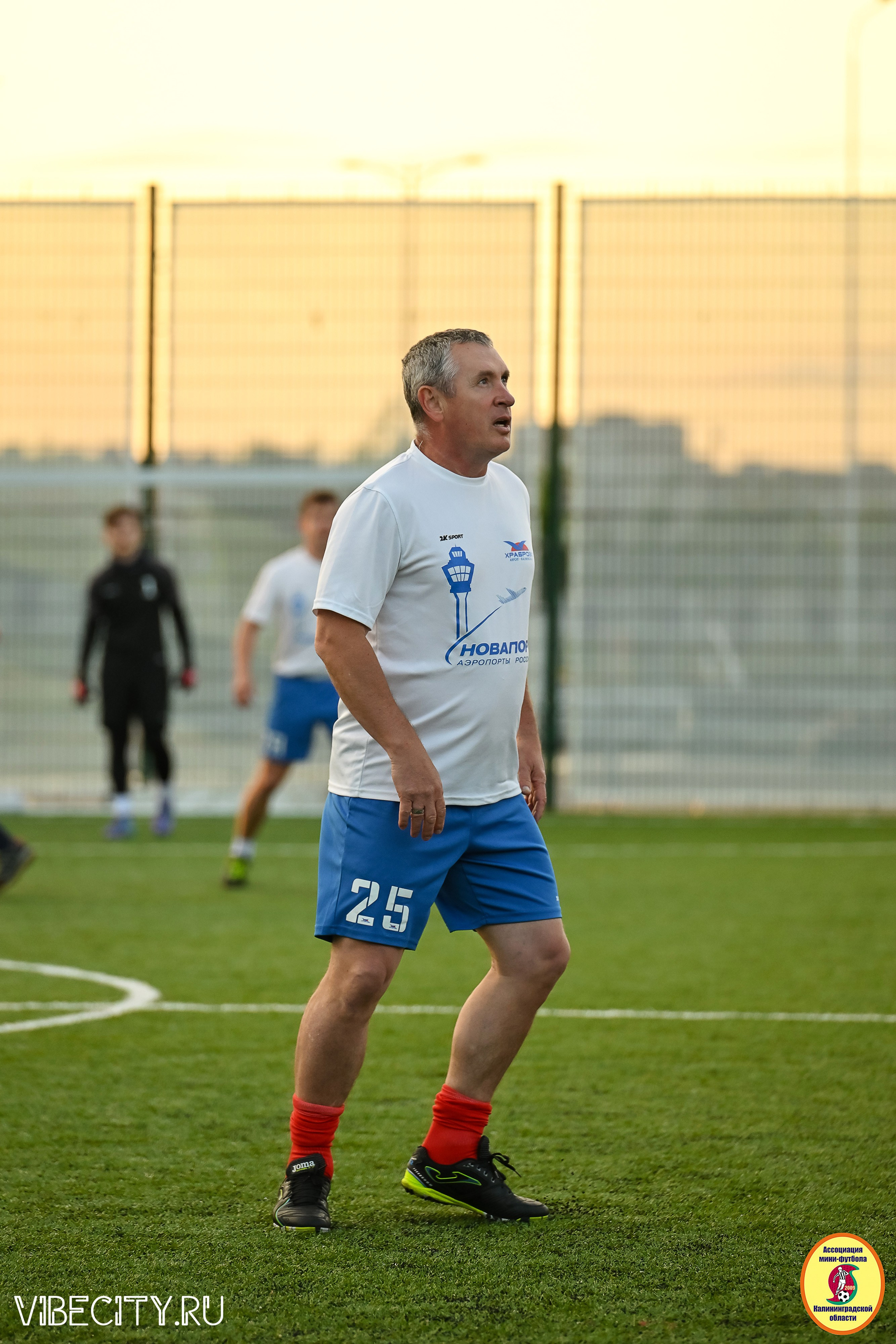 ИГРЫ МИНИ-ФУТБОЛЬНОЙ И КОРПОРАТИВНОЙ ЛИГИ. VIBECITY.RU Вайб Сити Ру Фоторепортажи Фотоотчеты Калининград