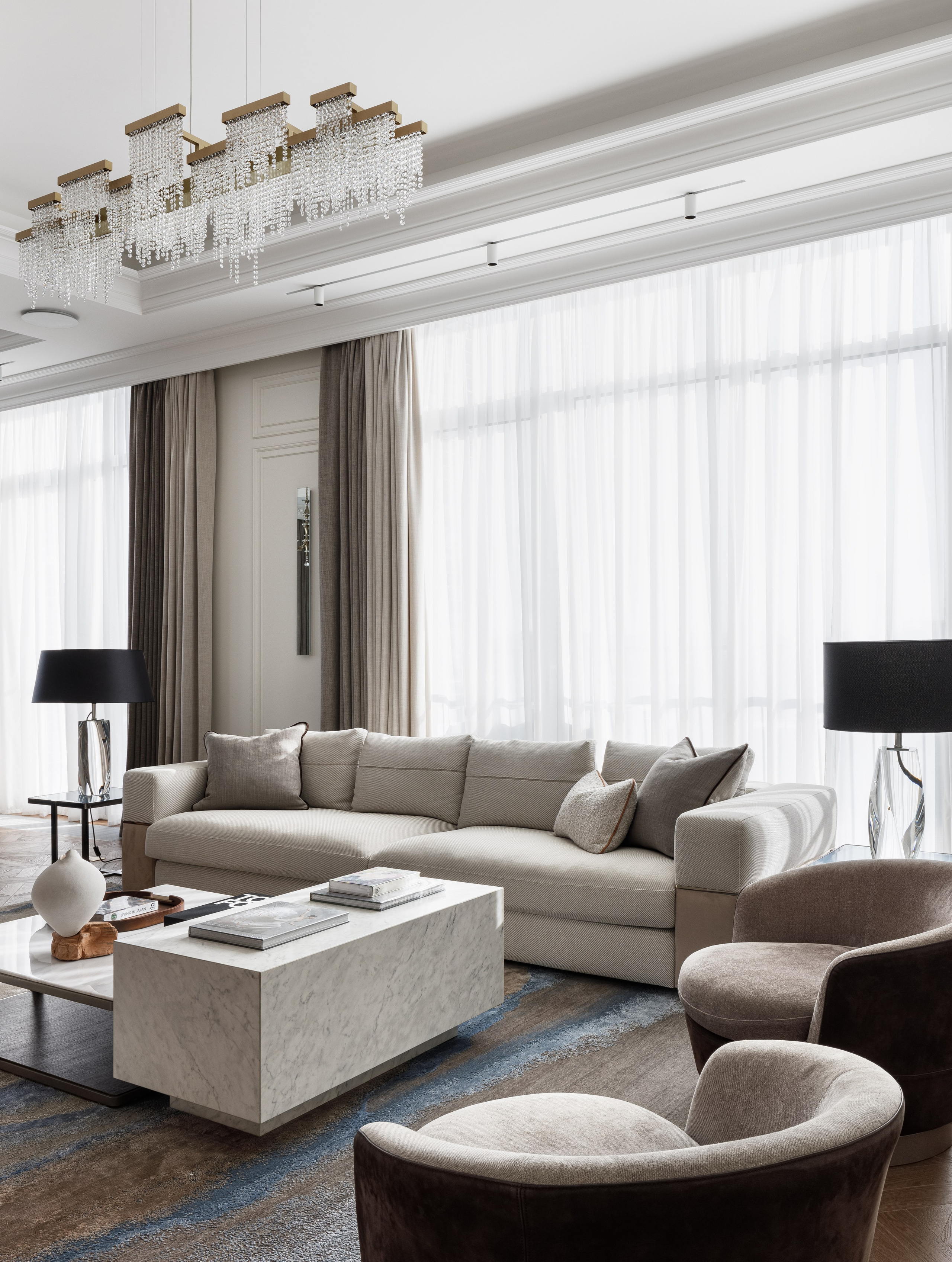 современная классика fendi диван дизайн интерьера