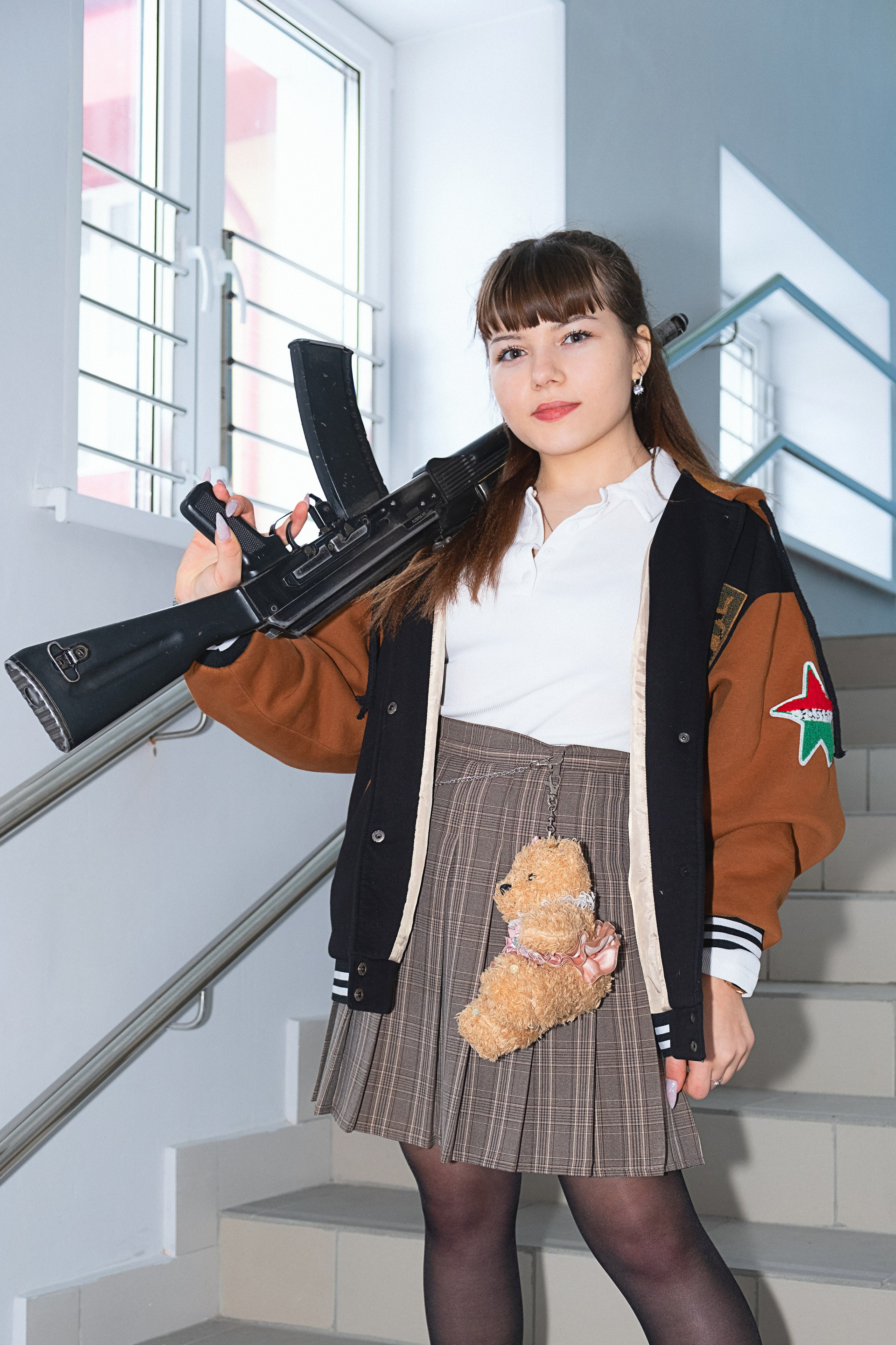 Выпускной альбом 2024. Фотограф и видеограф в Омск/Москва Сащенко Лера