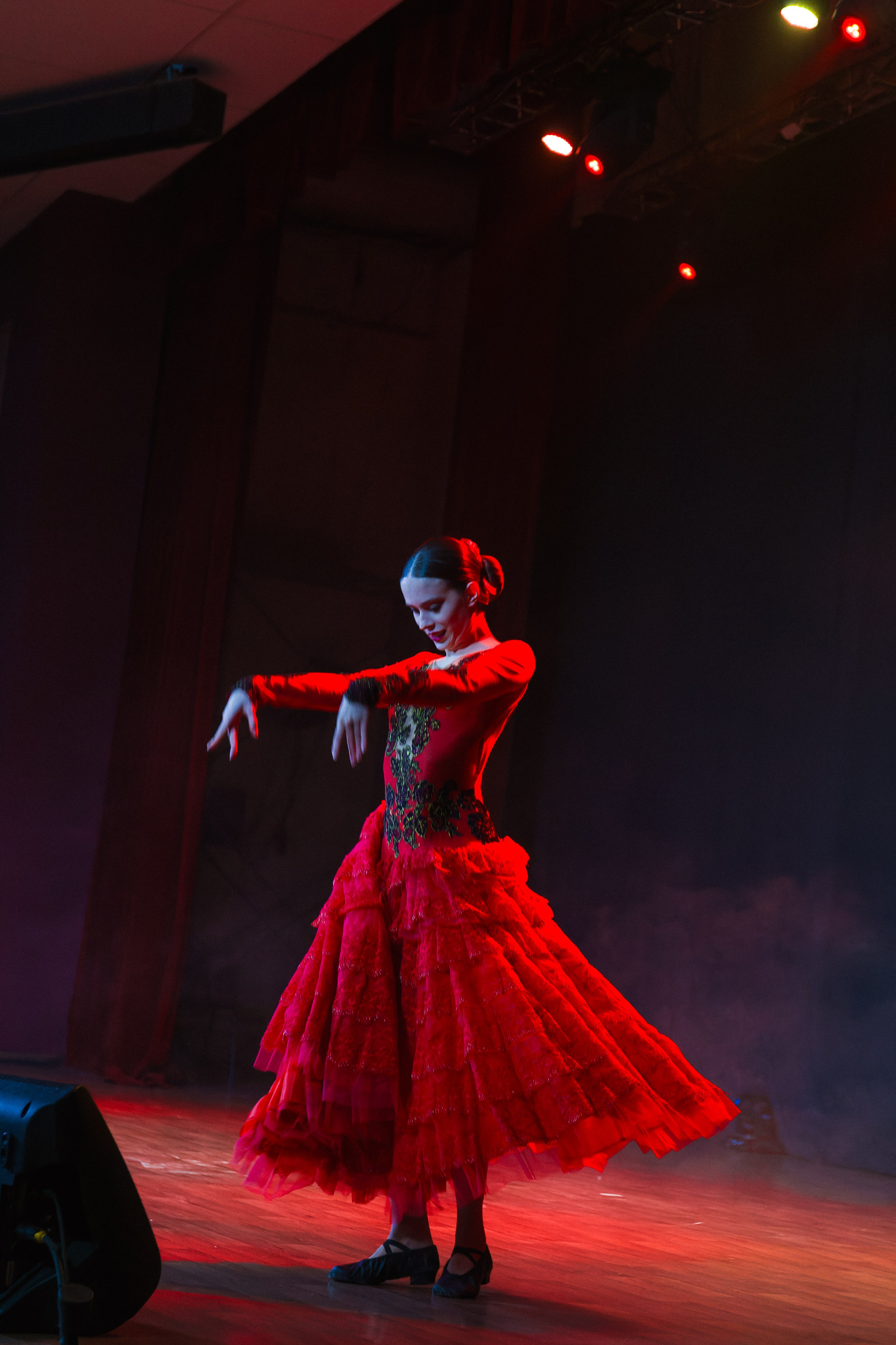 СмолГУ — Зеленое Яблоко — 2023. Танец. KiPPER Gallery — Фотограф