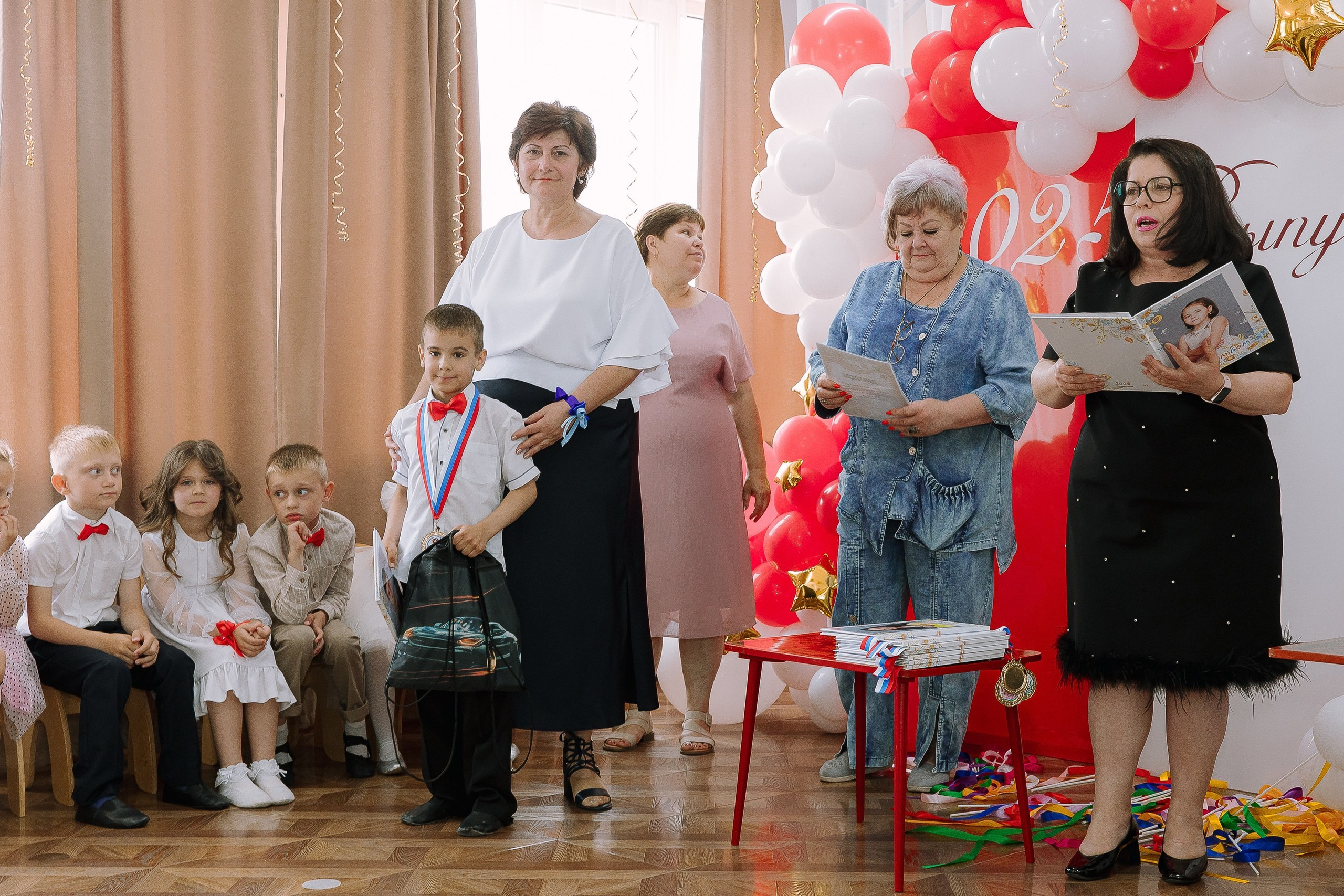 Выпускной в ДС 26. Выпускные альбомы Натальи Бутко: Новороссийск, Анапа, Геленджик