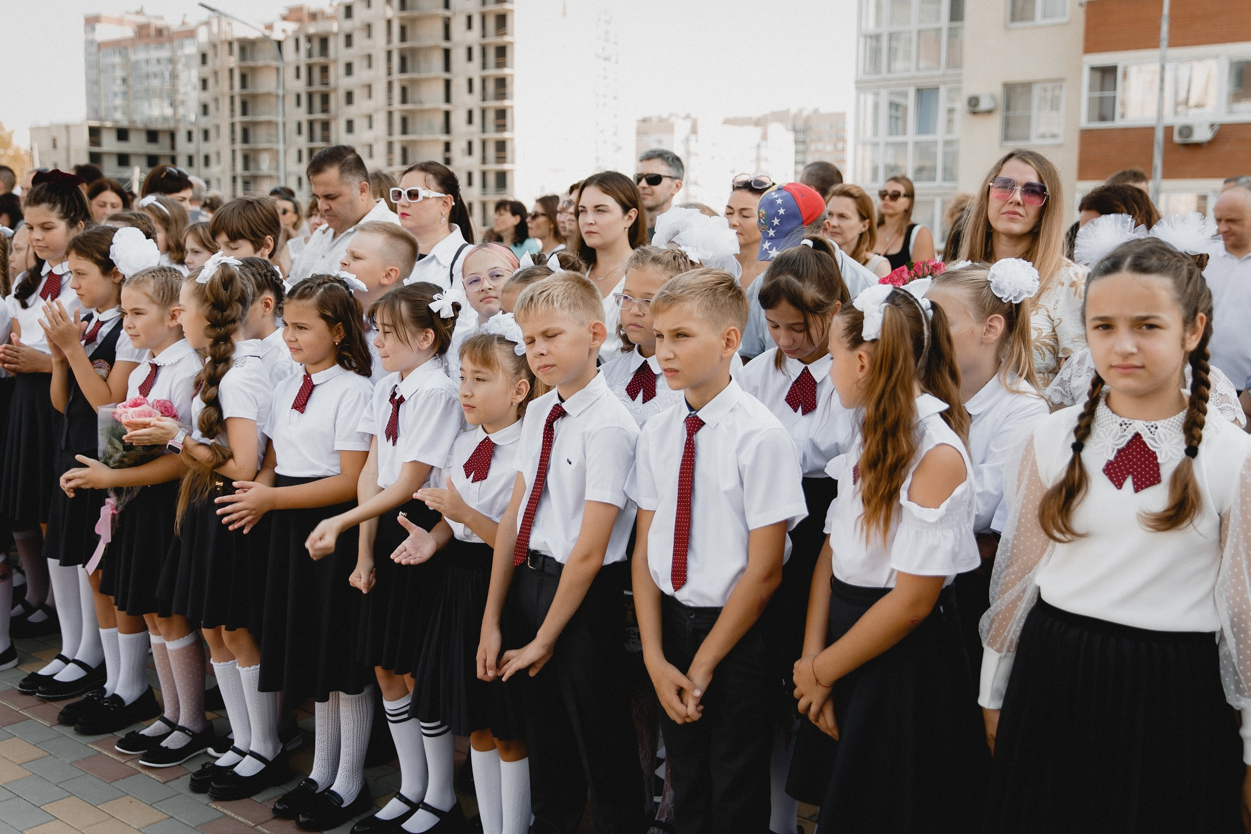 4 класс 11 школа. Выпускные альбомы Натальи Бутко: Новороссийск, Анапа, Геленджик