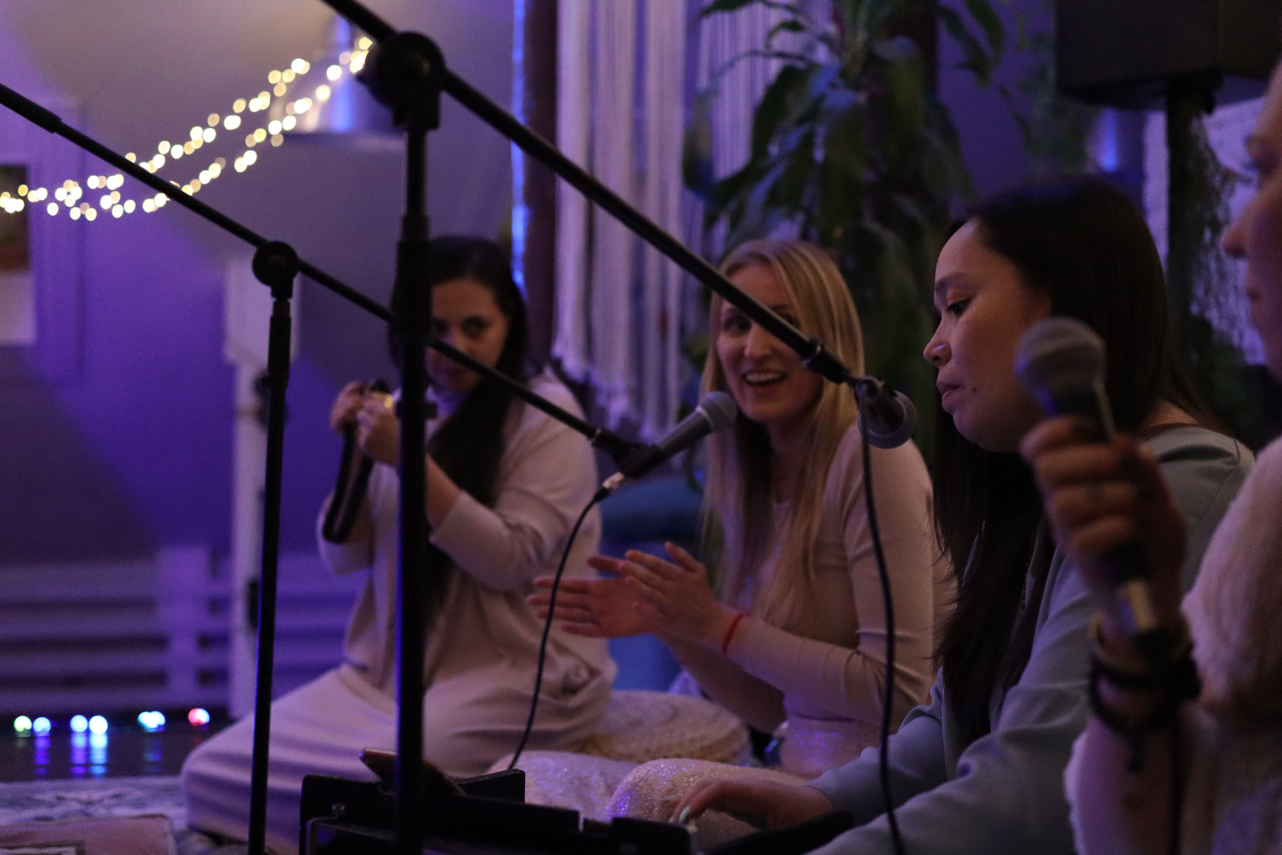 Bhakti Mantra. Photo Ninja