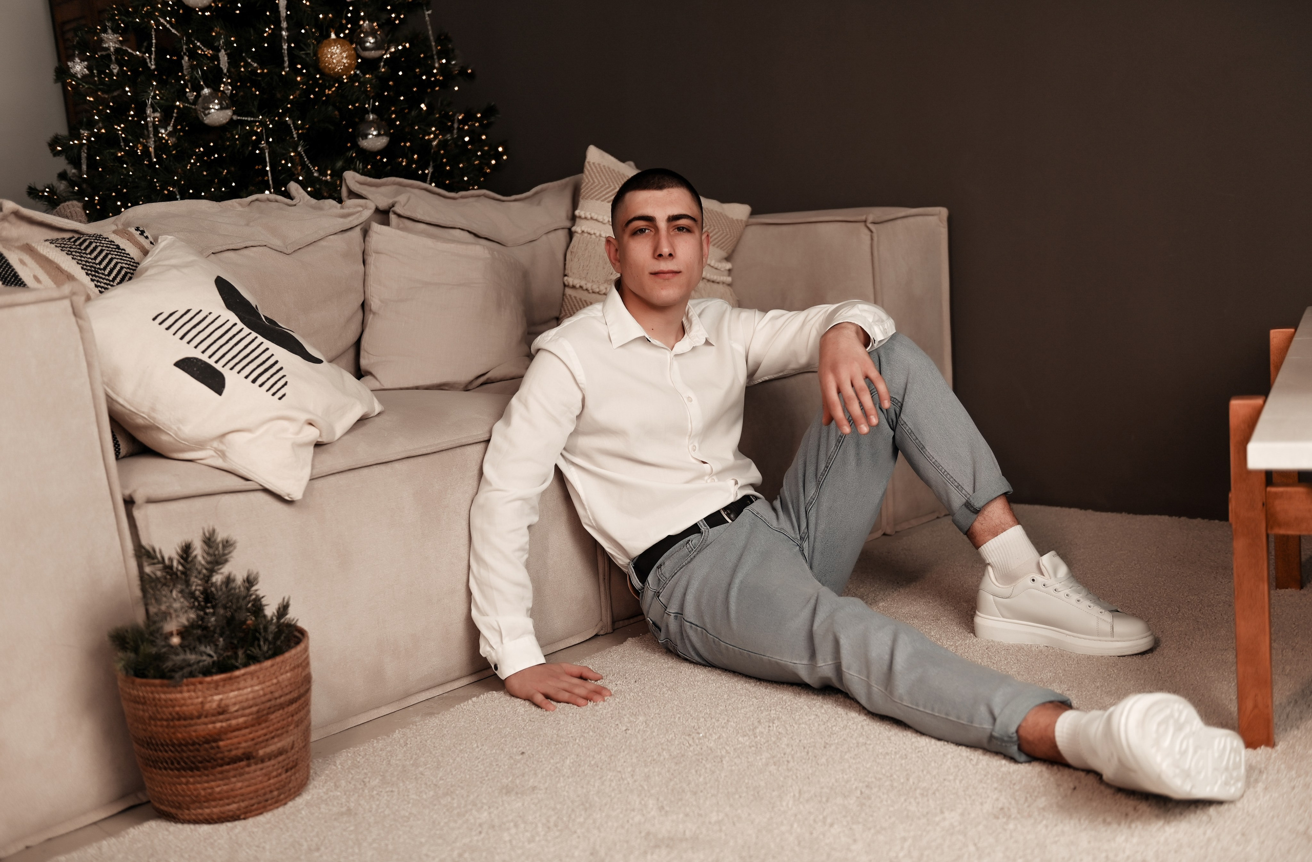 Новогодняя семейная. Свадебный, семейный, детский, контент фотограф в Омске Максим Ильин