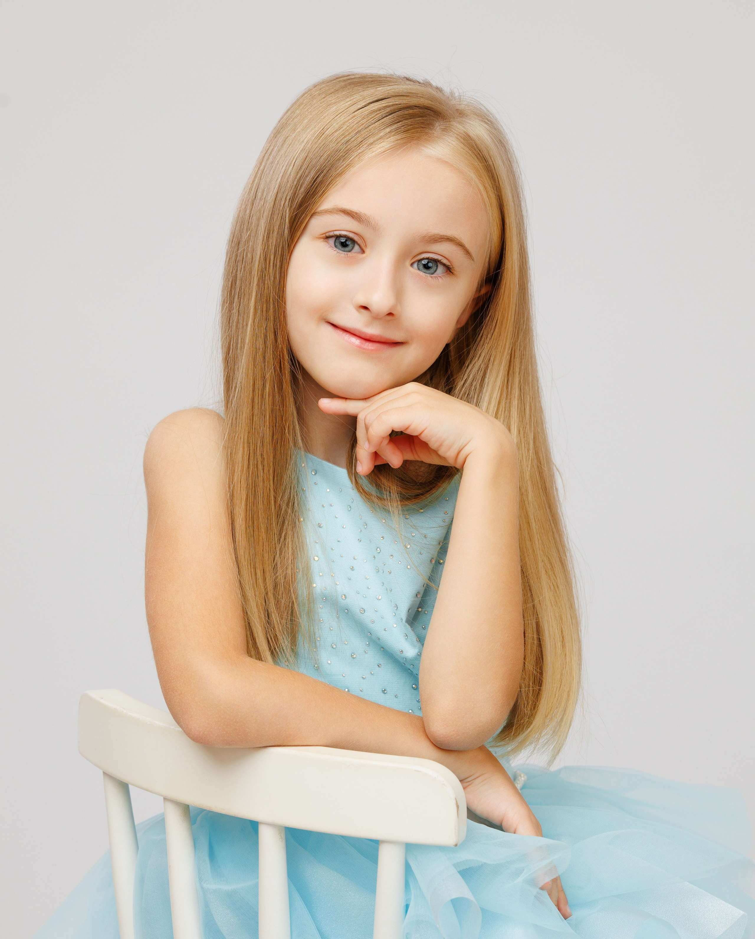 ПОРТРЕТЫ. Выпускные альбомы в Москве FOTOVMESTE