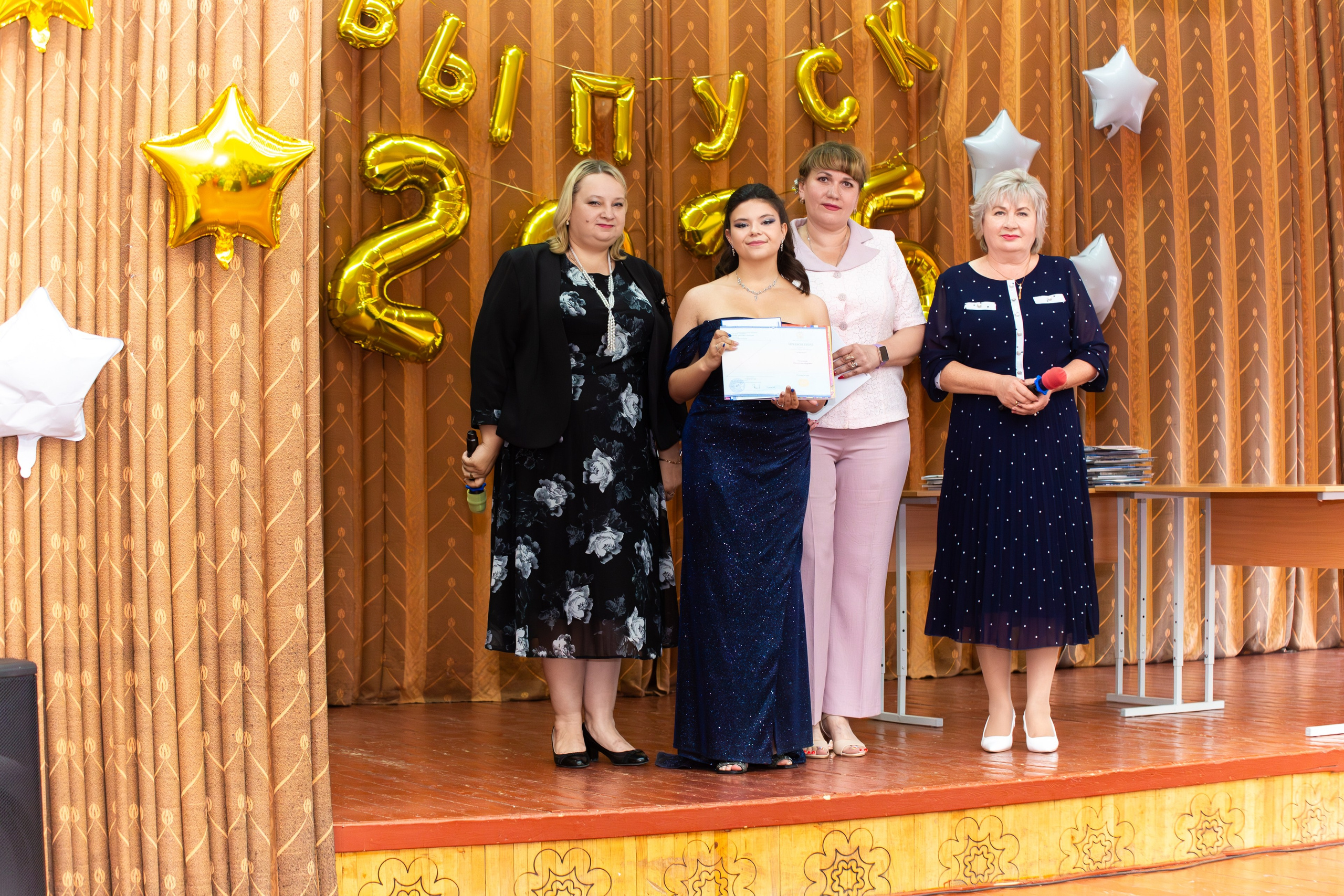 Вручение дипломов 2025 9 ШКОЛА МЦЕНСК. ТВОЙ АЛЬБОМ / ТВОИ ПРАВИЛА