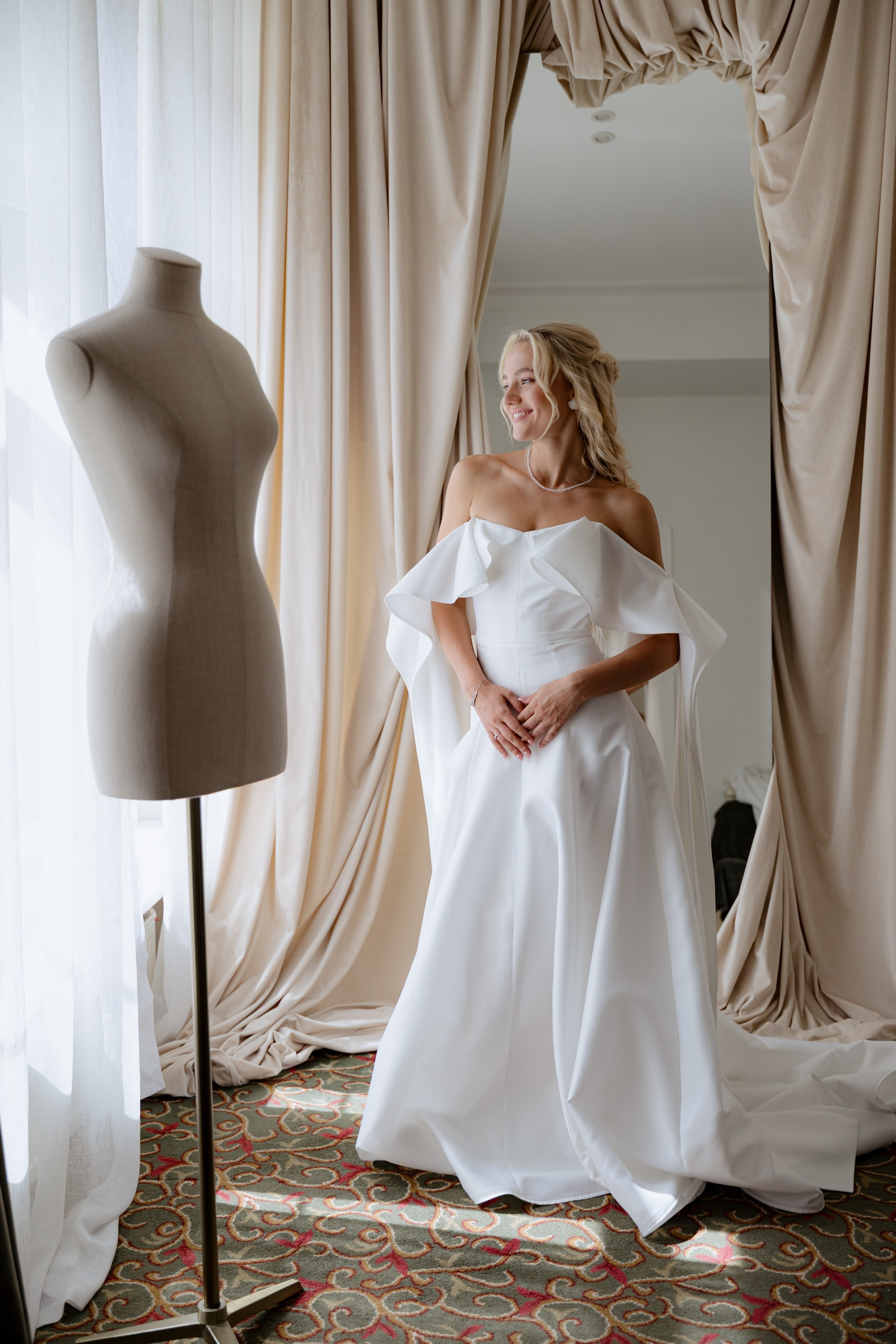 Династии и Карина. Фотограф в Москве Гришин Леонид