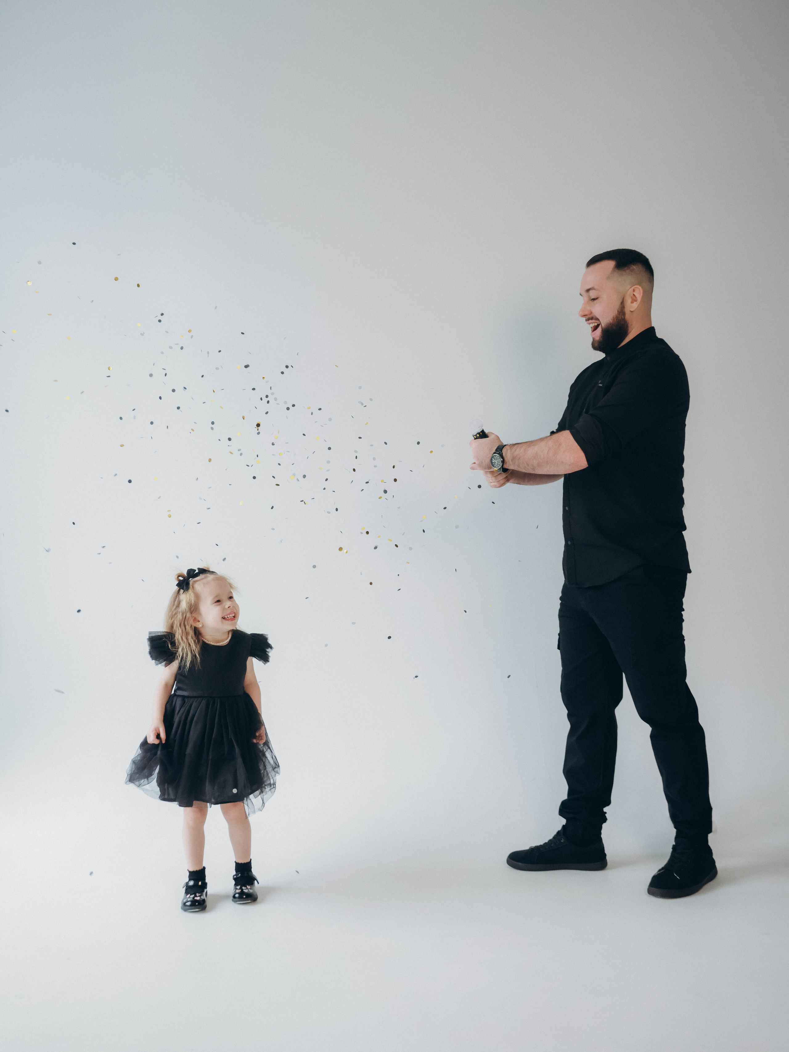 Семейная фотосессия in Black. Мультифотограф Динара Ахмедзянова