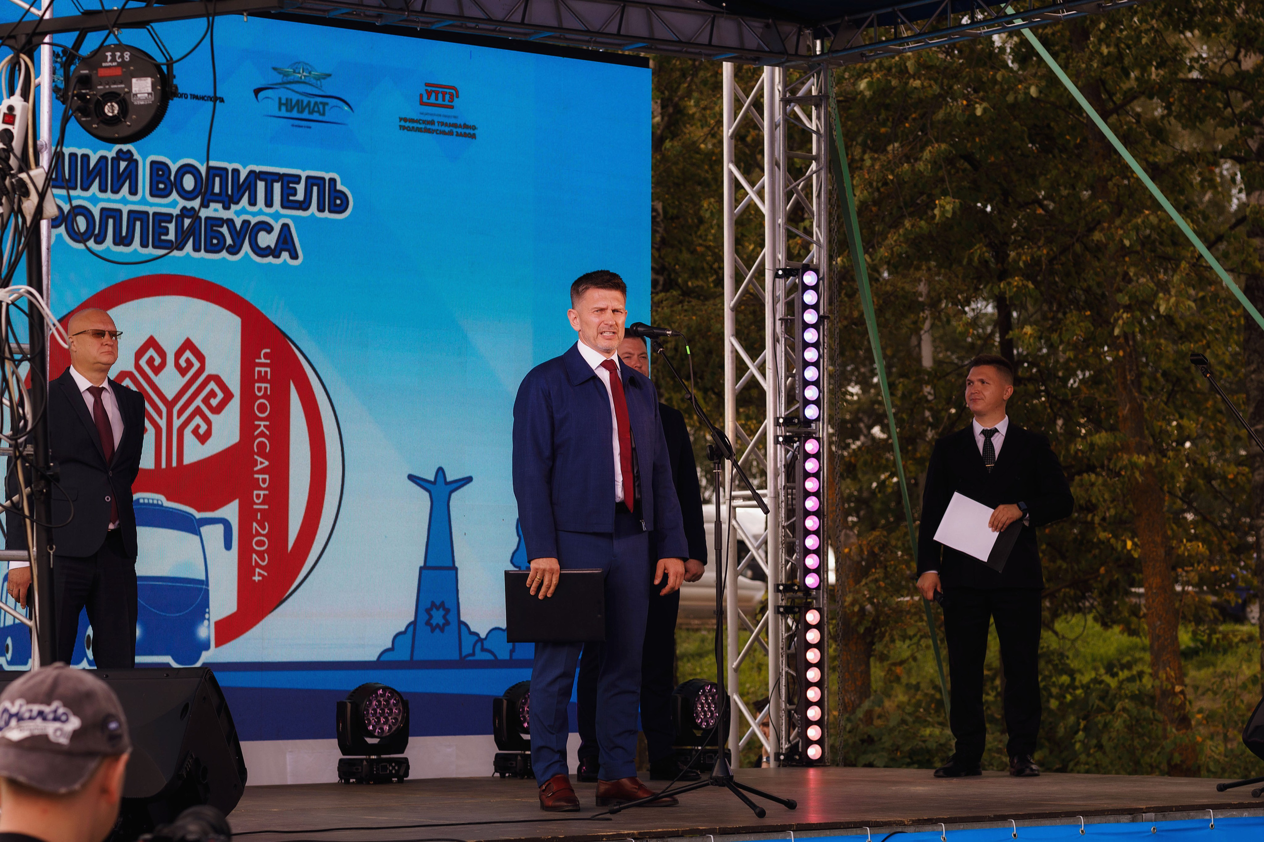 Лучший водитель троллейбуса России — 2024. Портретный и репортажный фотограф в Чебоксарах Андриян Чаркин