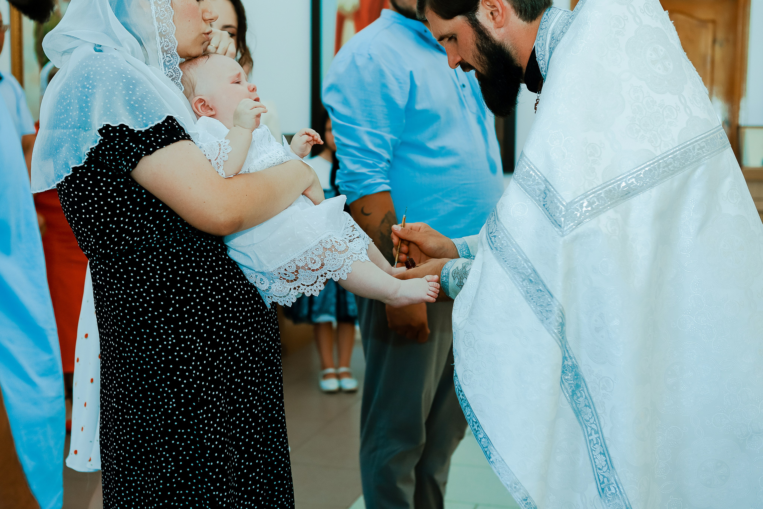 Таинство Крещения Отца и Дочери. Свадебный фотограф Евгения Фролова г. Каменск-Шахтинский, Донецк, Ростов