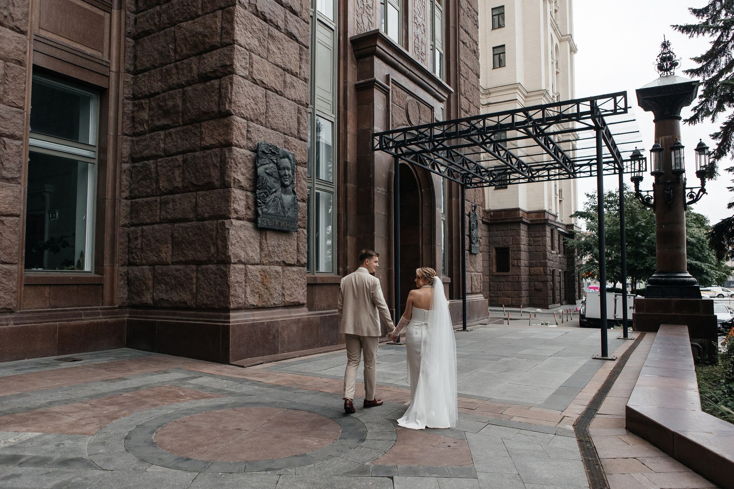 Свадебная фотосессия Высотка на Котельнической набережной