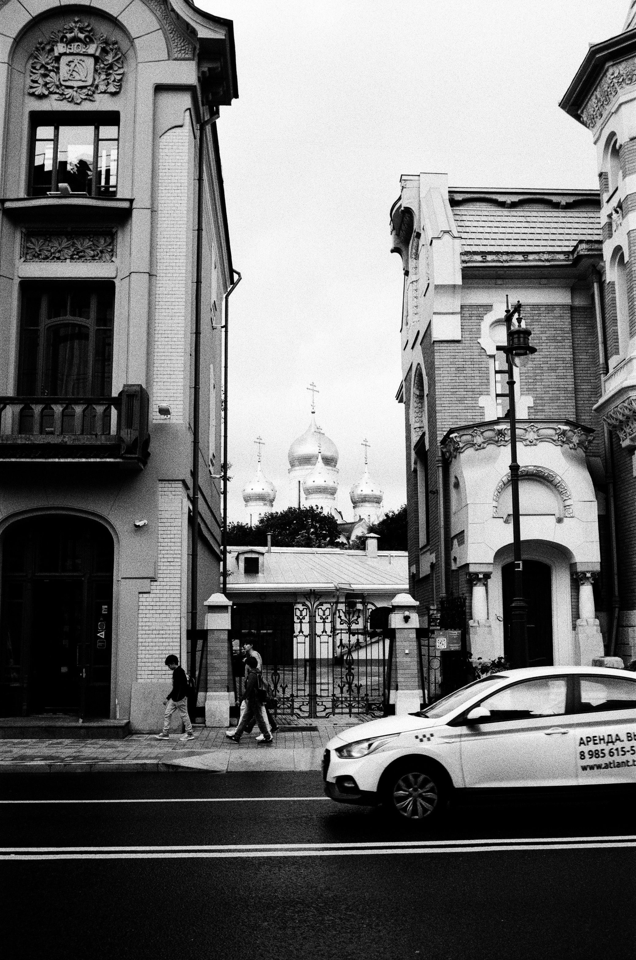 Street. Portrait and documentary photographer in Moscow Dmitriy Kirillov