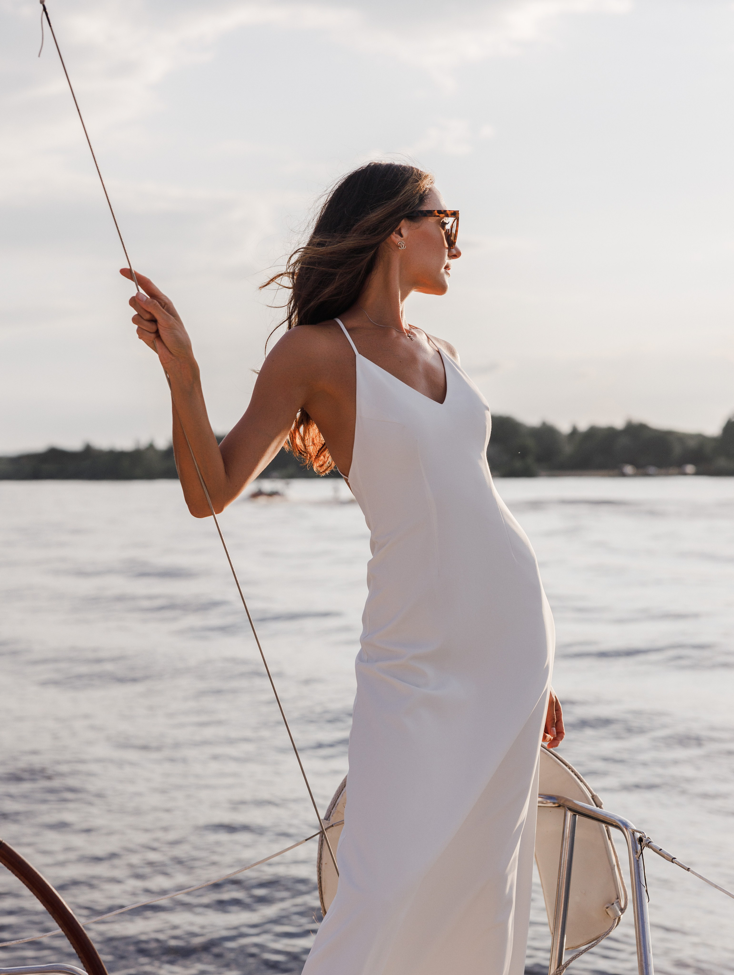 Фотосессия на яхте в Подмосковье. Фотограф, ретушёр в Москве