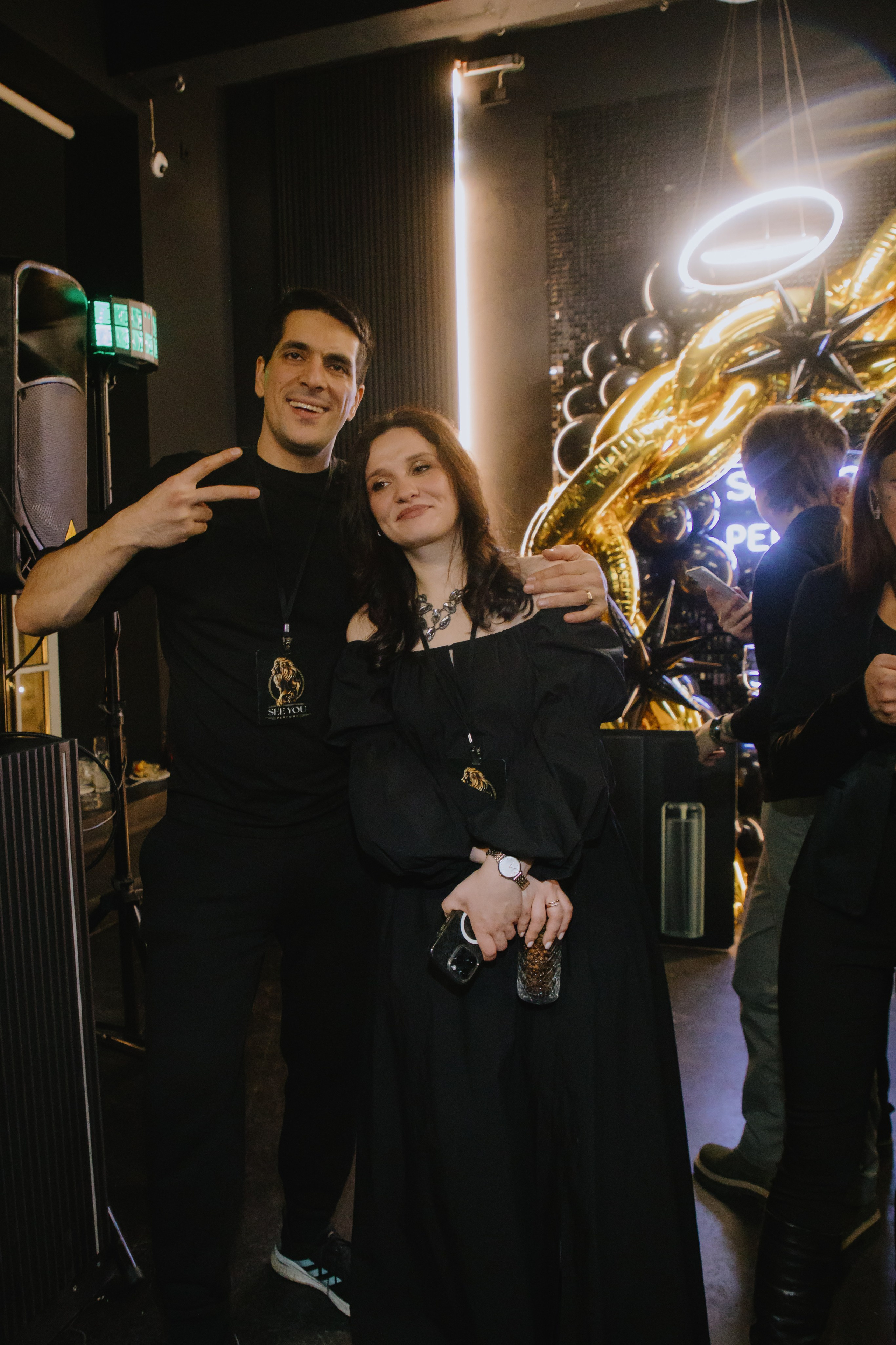 See `You Perfume. Фотограф в Москве и Санкт-Петербурге Дарина