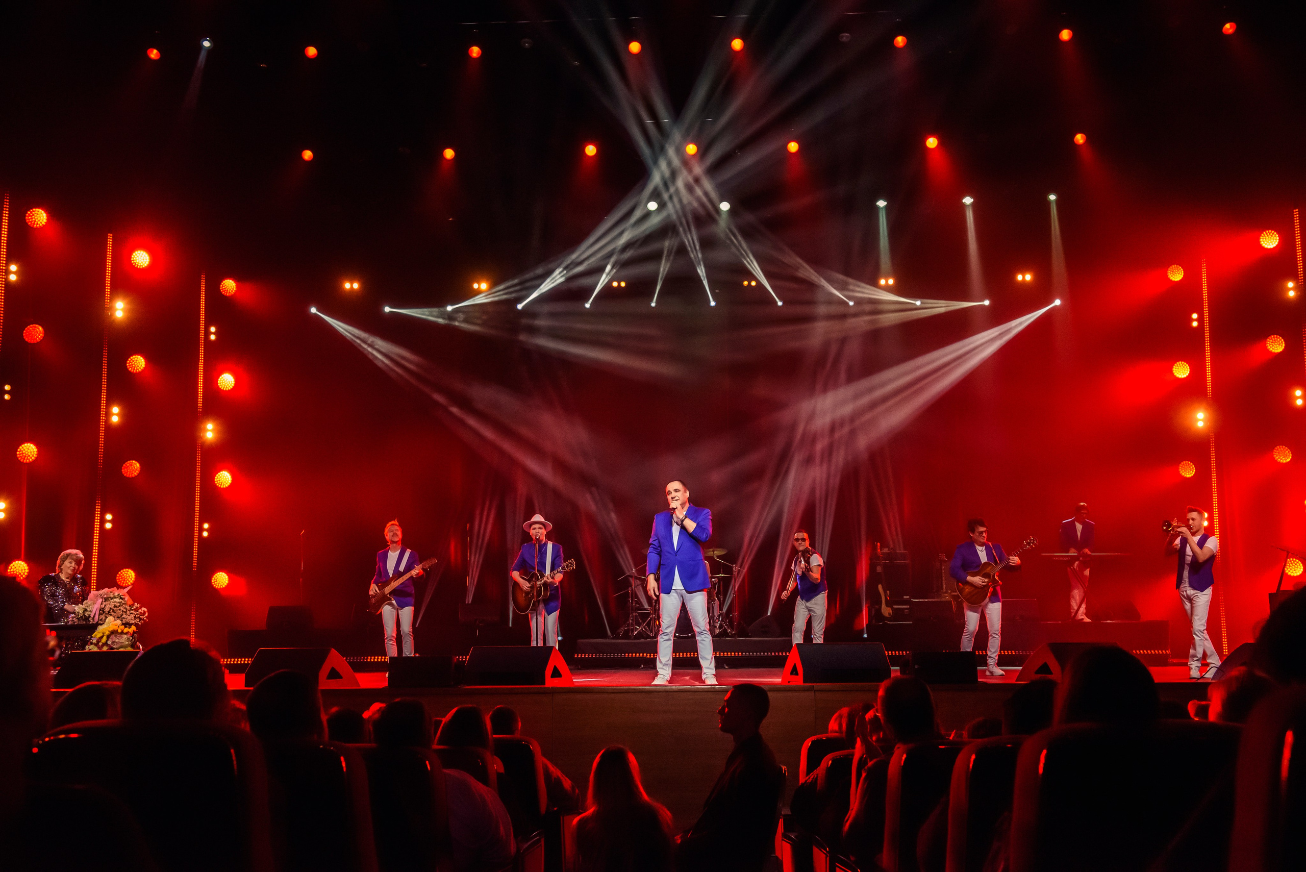 Лариса Рубальская «40 лет с песней по жизни» — Крокус Сити Холл. Бренд-фотограф для экспертов и блогеров в Москве Влада Горбовская