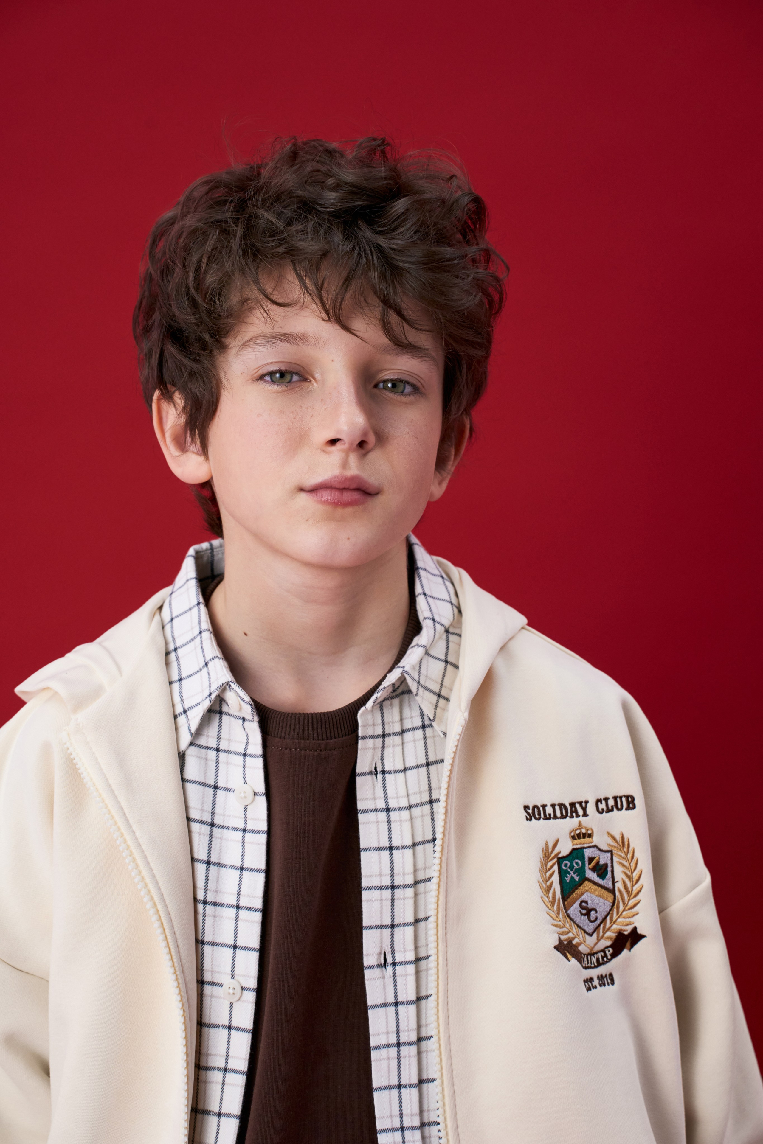 VINTAGE FAMILY CLUB. Creative Fashion Photographer & Art Director