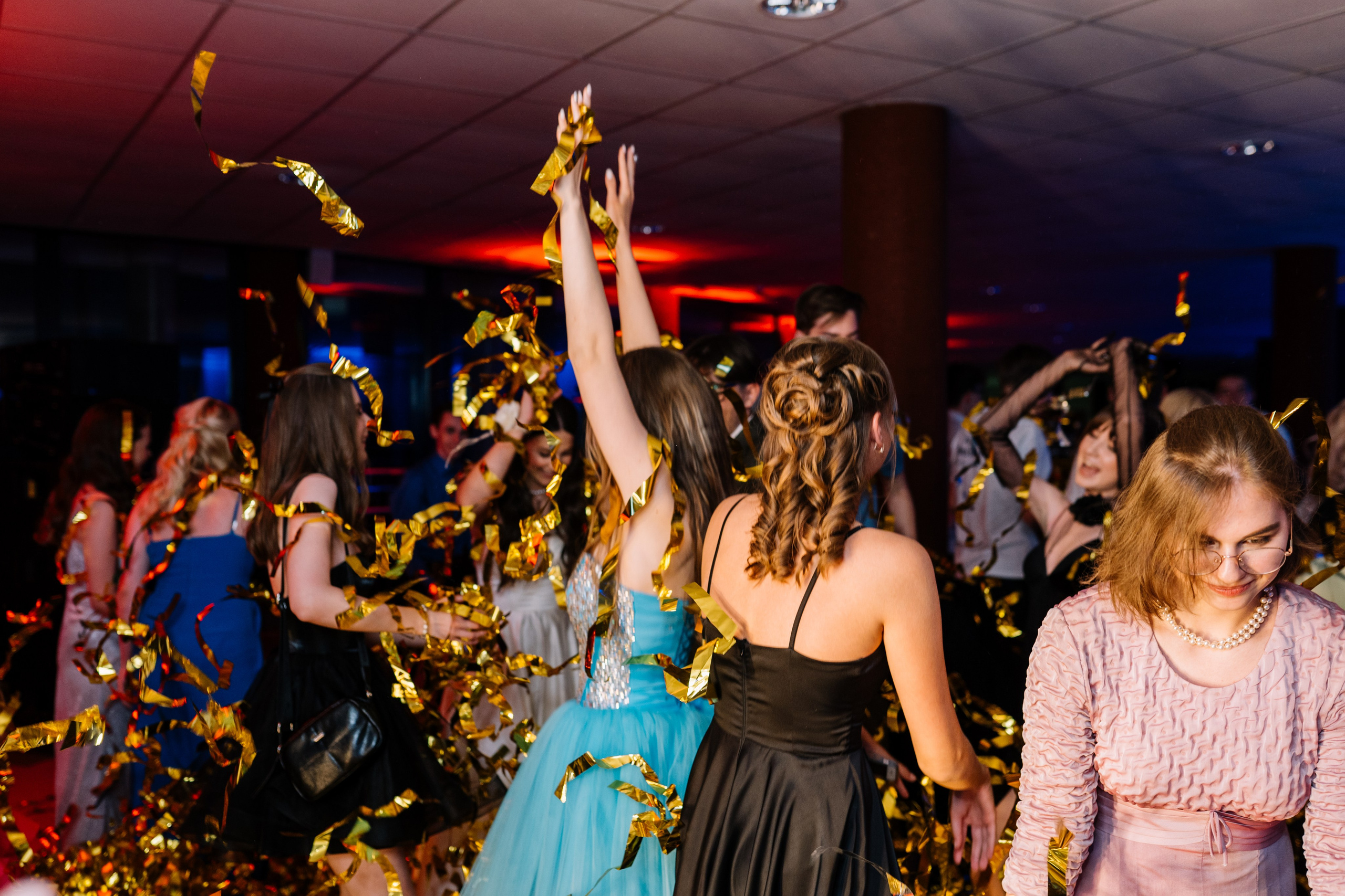 Выпускной 61 школа