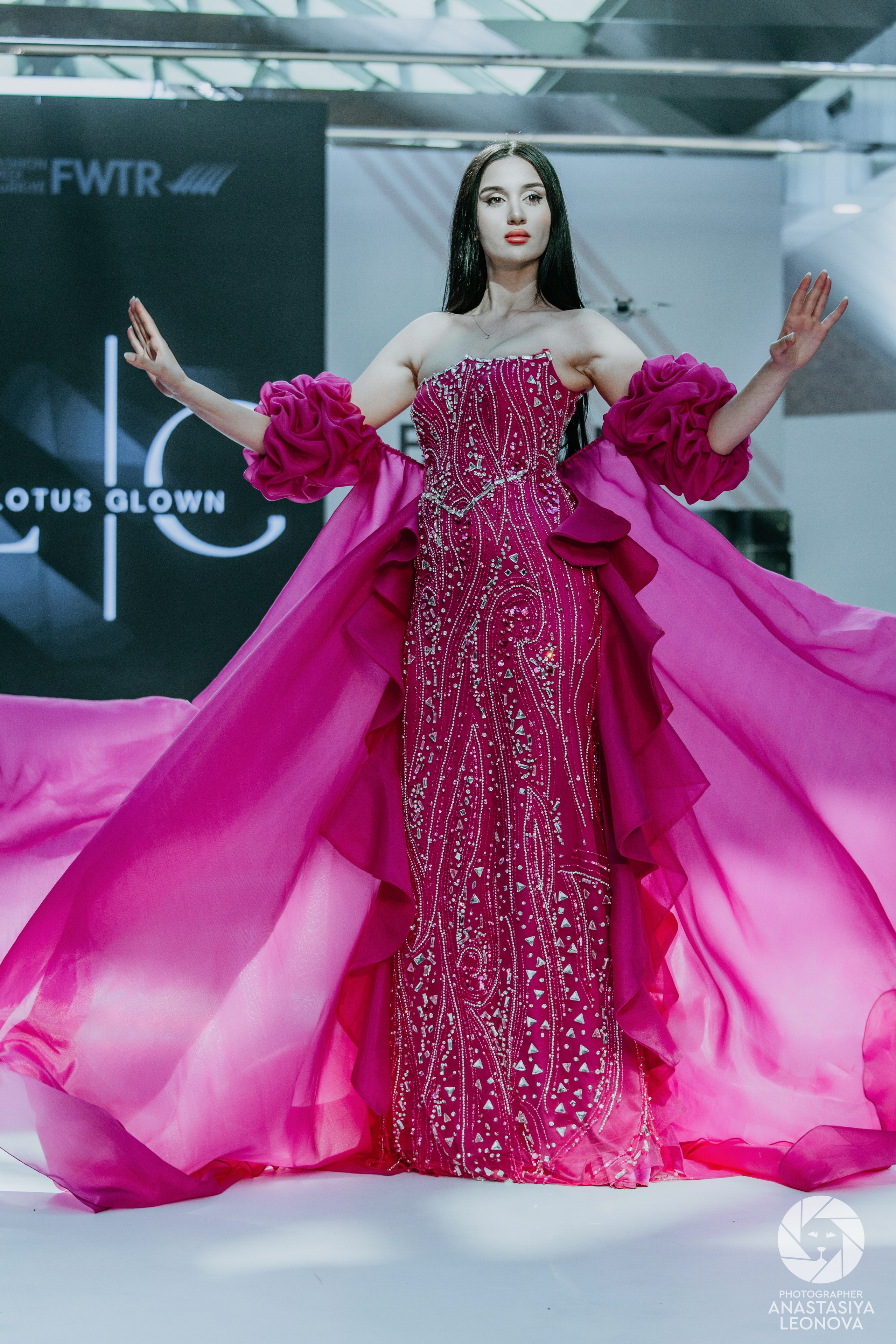 Fashion Week Türkiye [spring, 2025]. Anastasia Leonowa