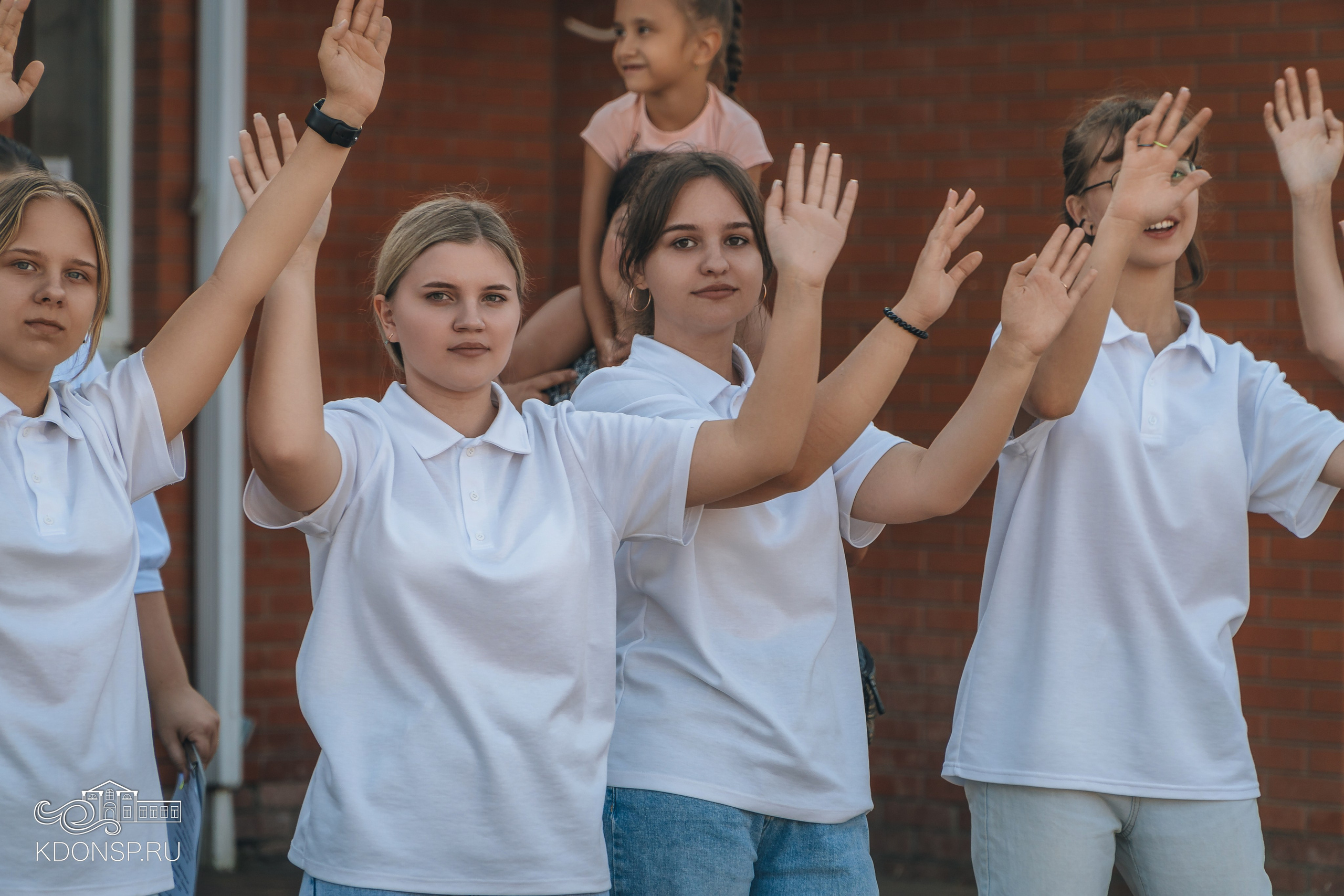 Концертная программа «Жить здорово». Новотитаровский Дом культуры