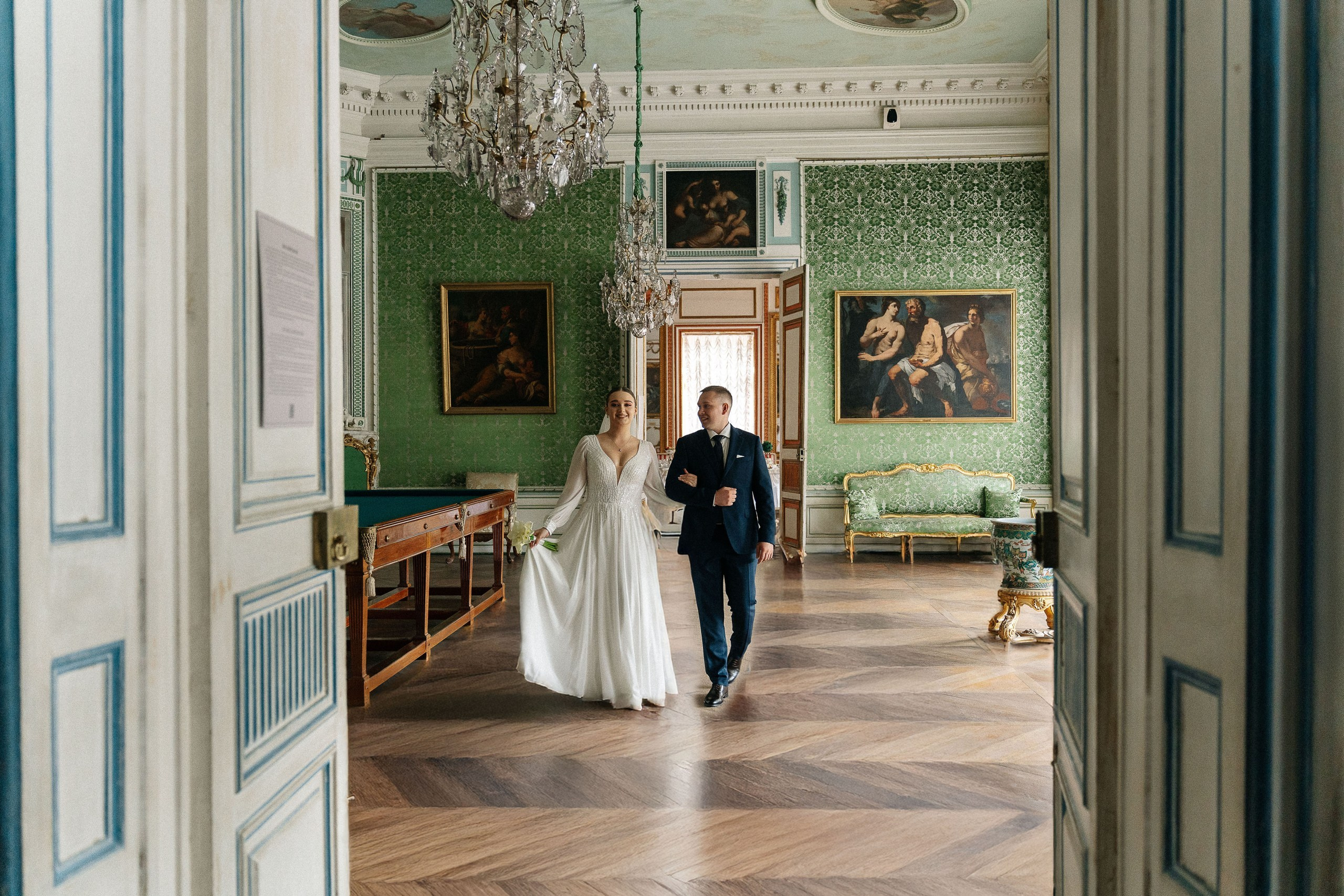 Свадебная фотосессия в Кусково и роспись в Итальянском дворике