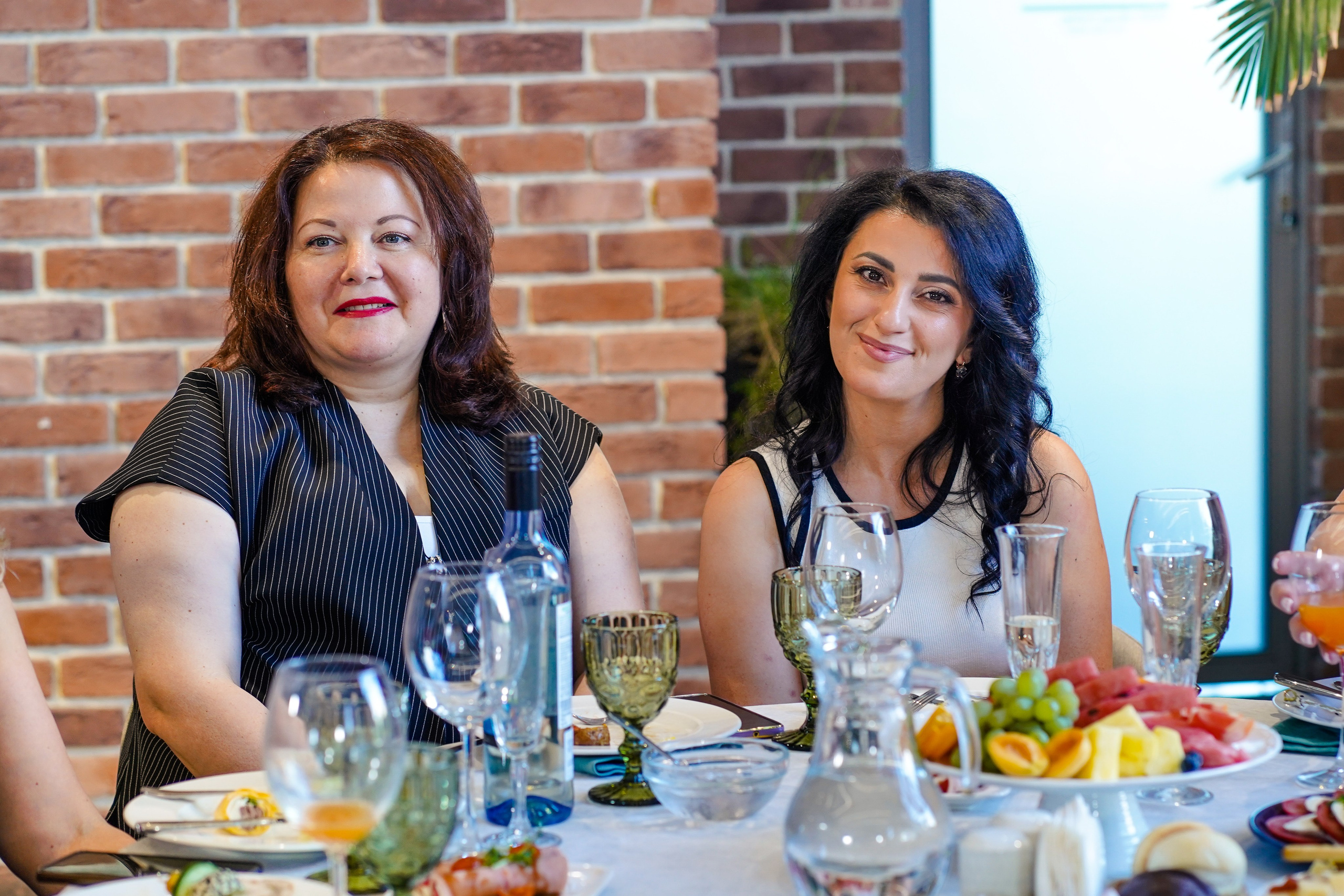 Выпускной вечер, гимназия № 40, 9 класс. Семейный и портретный фотограф в Екатеринбурге Анна Лобанова