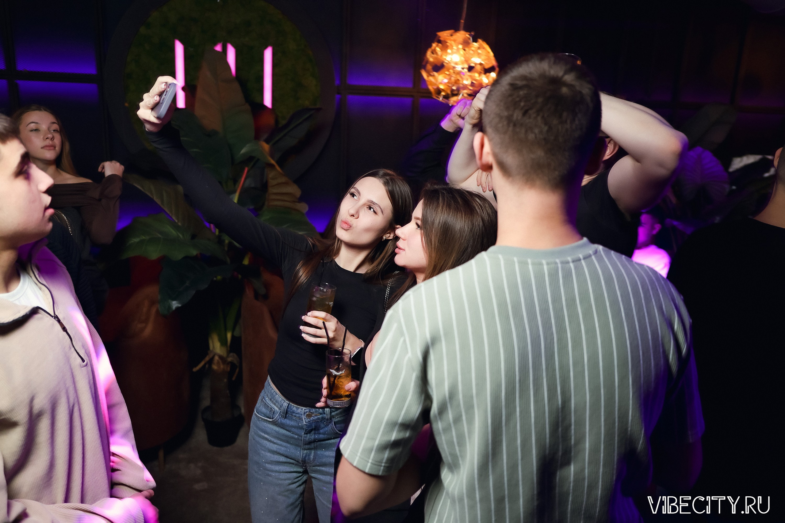 DOUBLE U. VIBECITY.RU Вайб Сити Ру Фоторепортажи Фотоотчеты Калининград