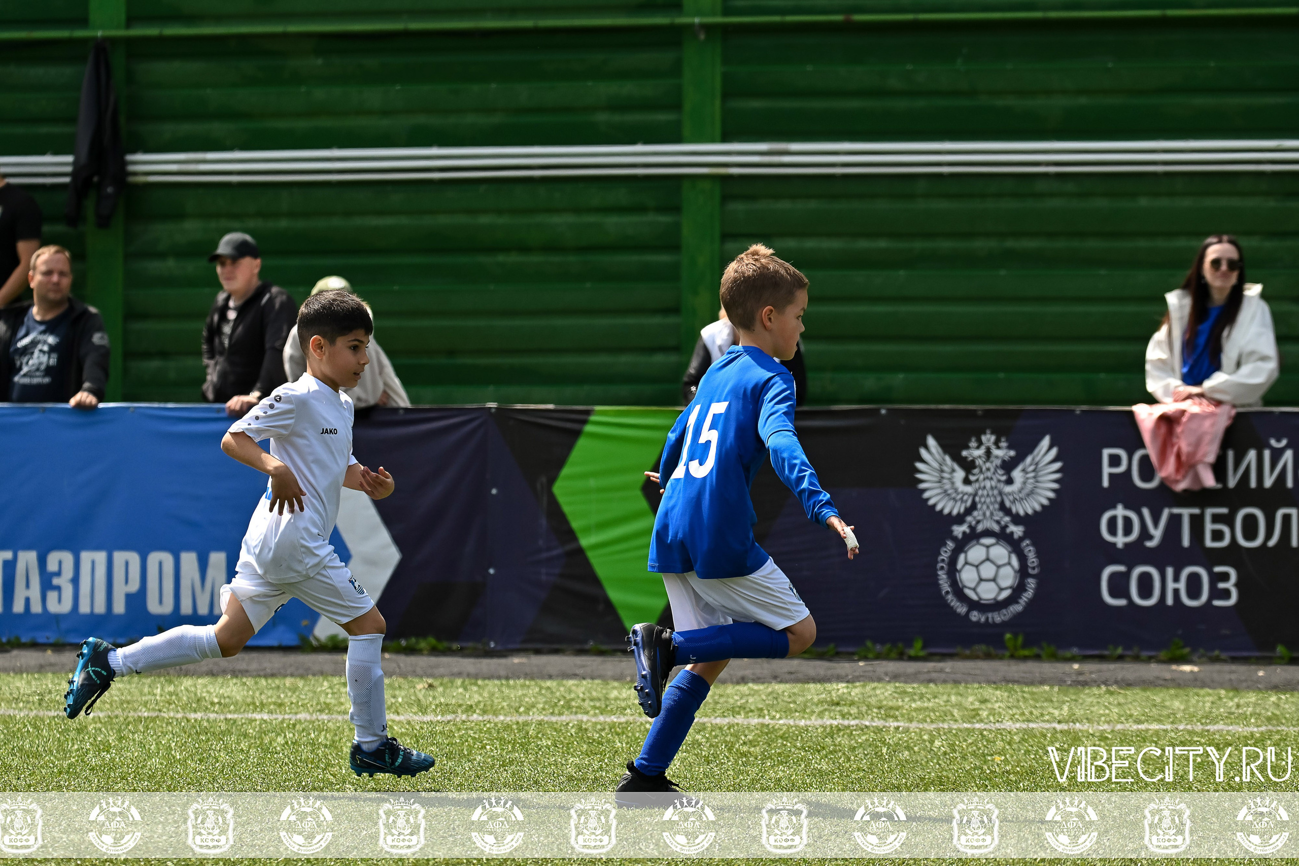 Большие Звезды светят Малым. VIBECITY.RU Вайб Сити Ру Фоторепортажи Фотоотчеты Калининград