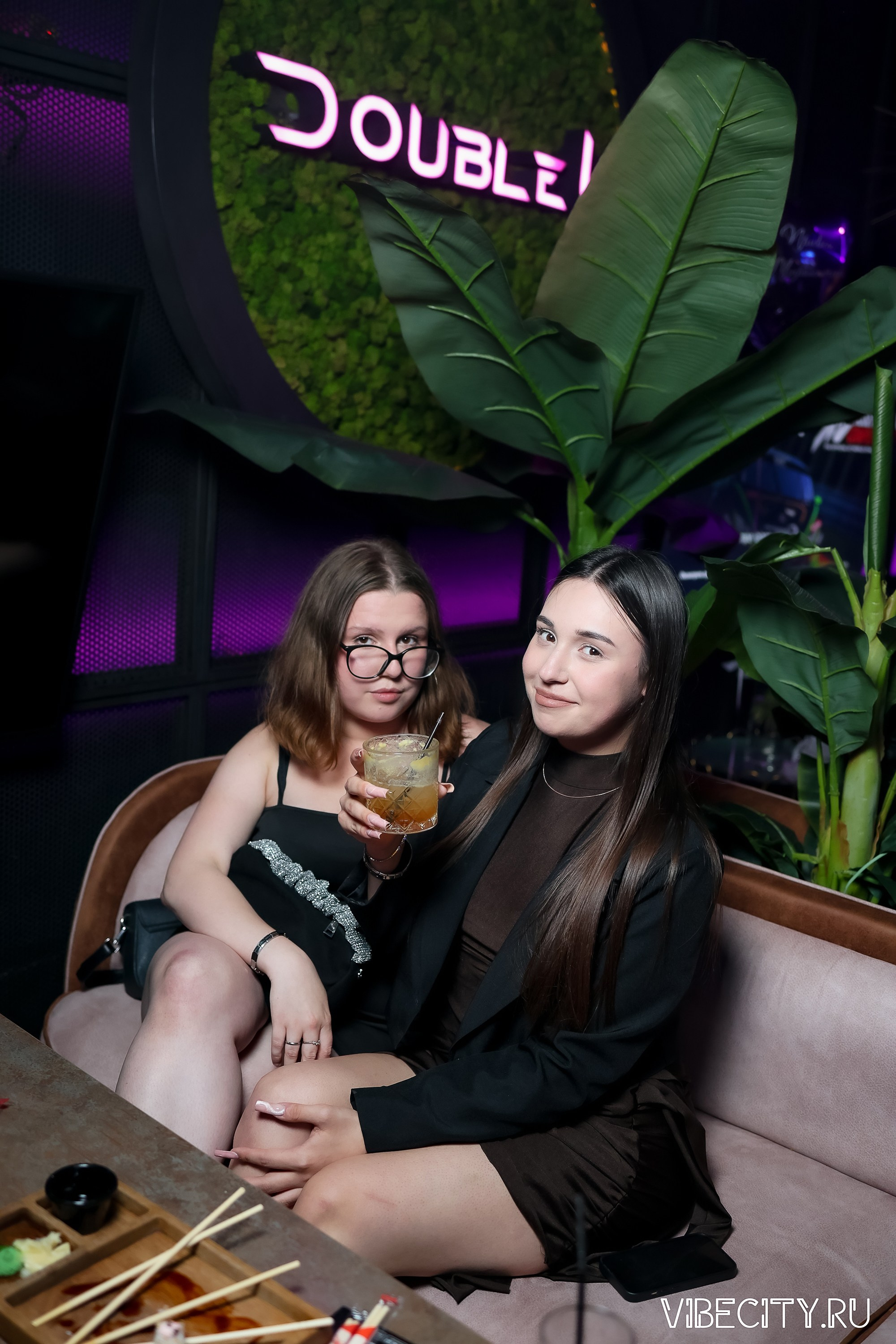 DOUBLE U. VIBECITY.RU Вайб Сити Ру Фоторепортажи Фотоотчеты Калининград