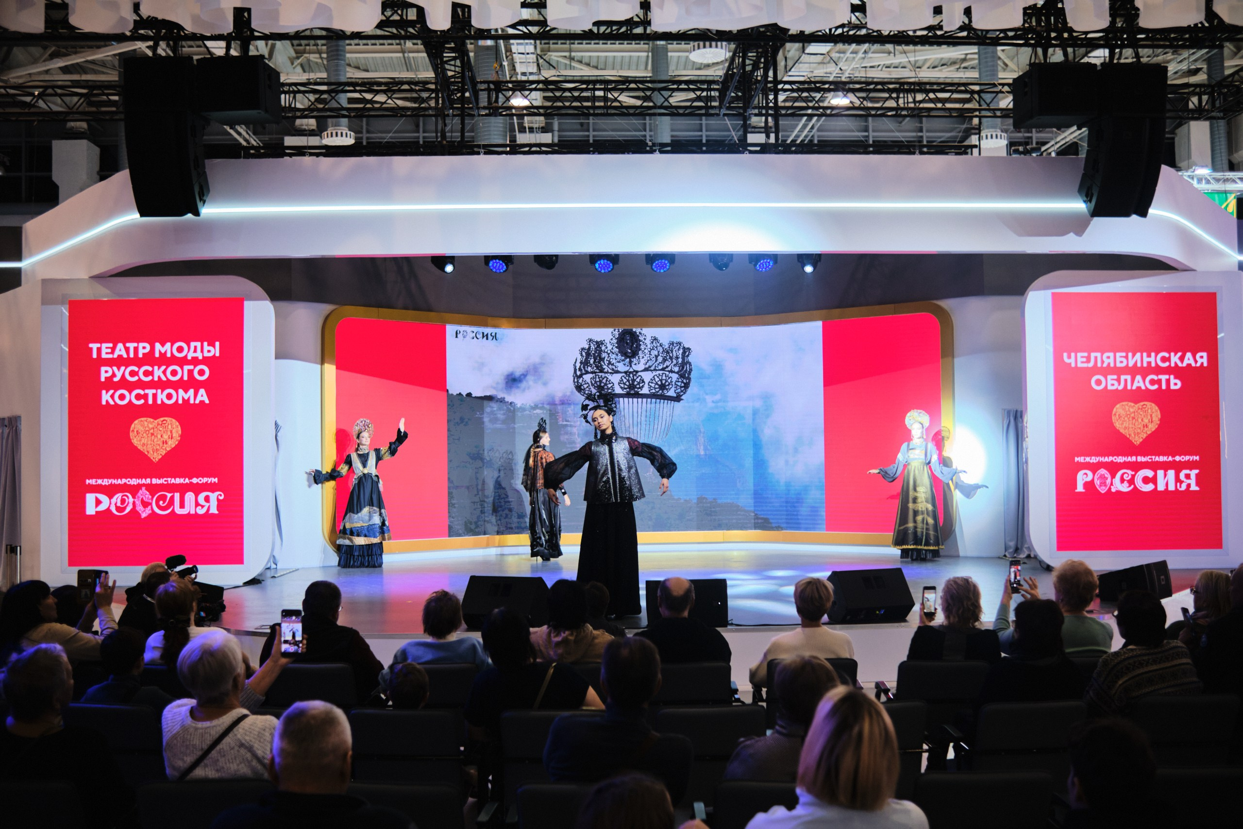 ВДНХ × Выставка «Россия». Матвей Яворский — фотограф в Челябинске