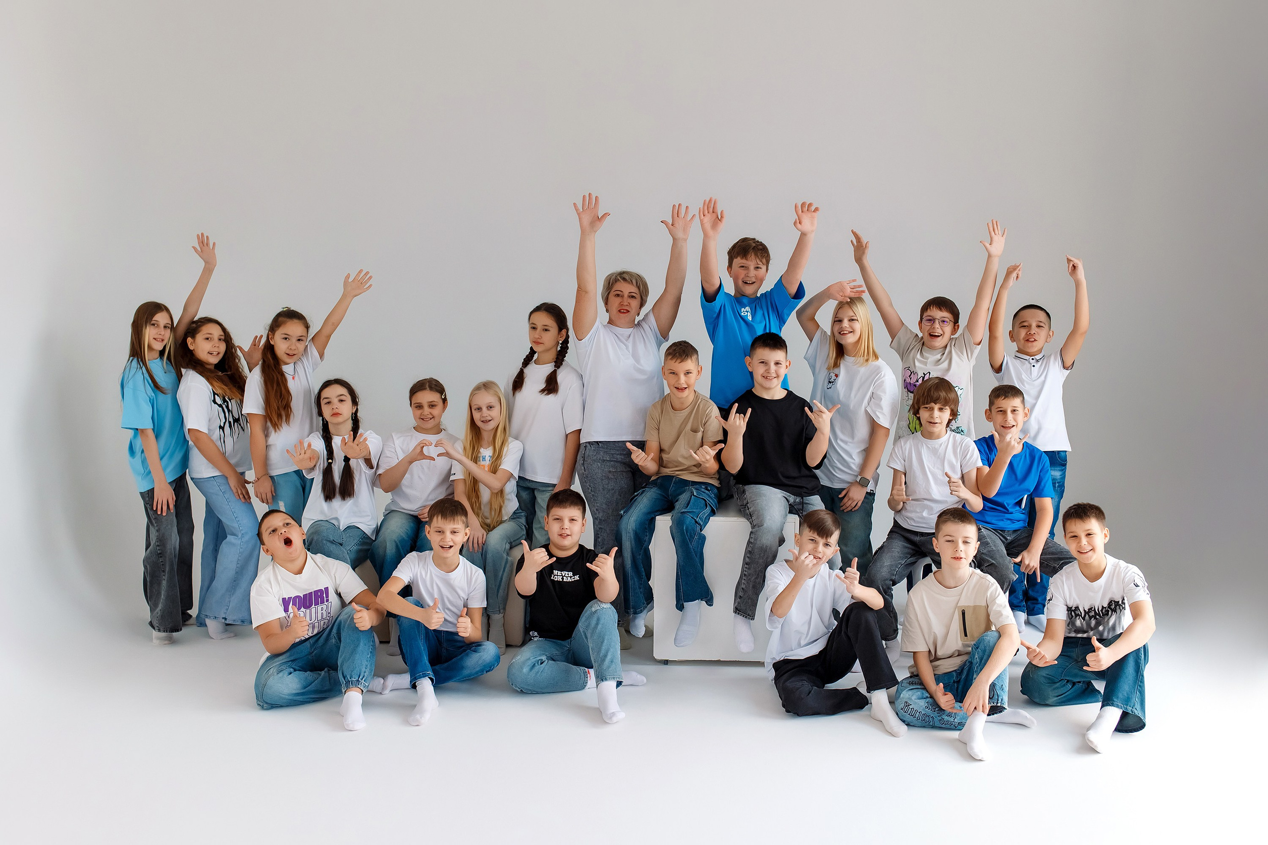 4 класс съемка в фотостудии. Фотограф Любовь Корниенко, Примоский край