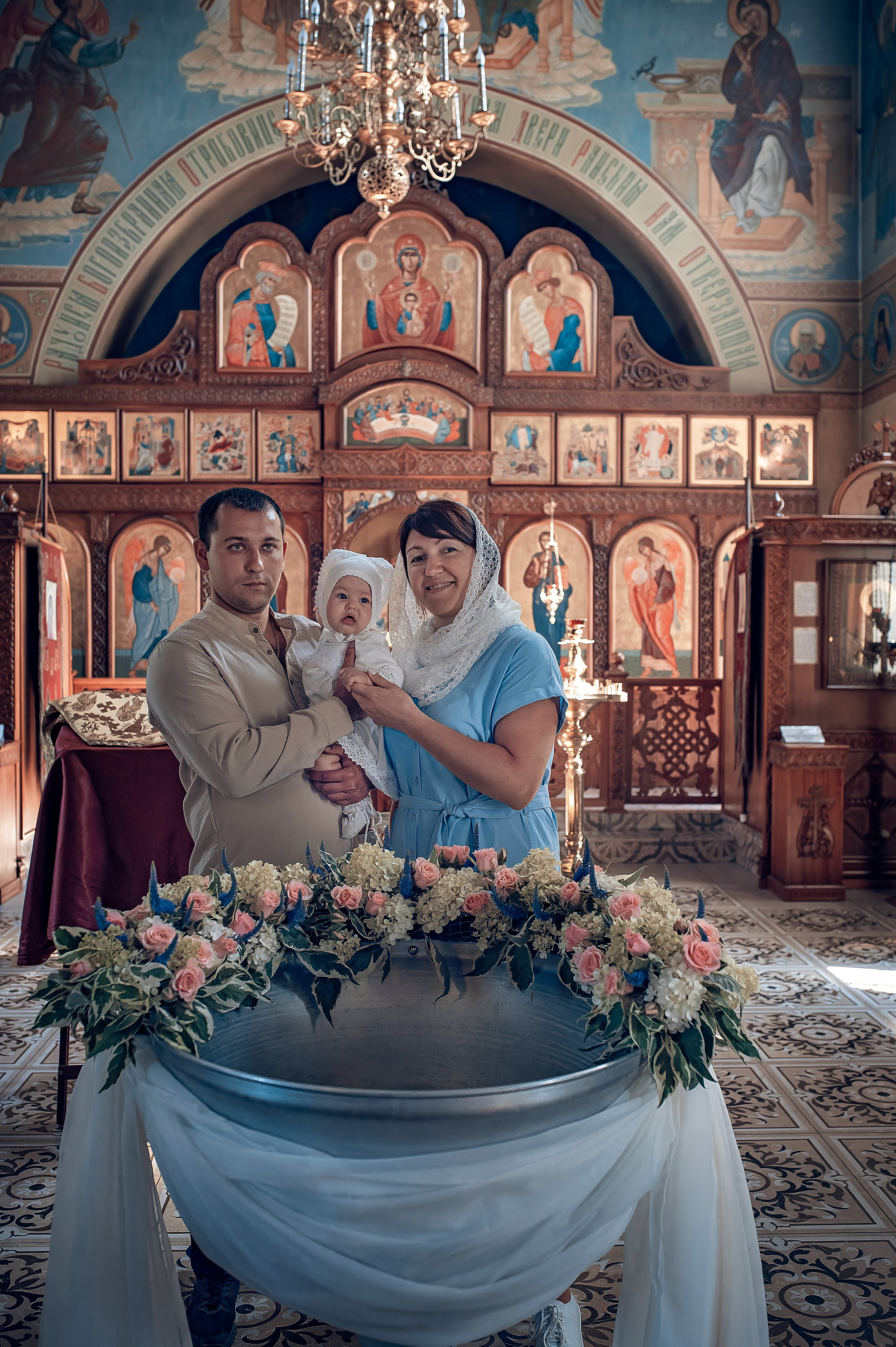 Съемка таинства крещения в Красноярске. Фотографы крещения/венчания  Красноярск Татьяна и Вячеслав Переваловы