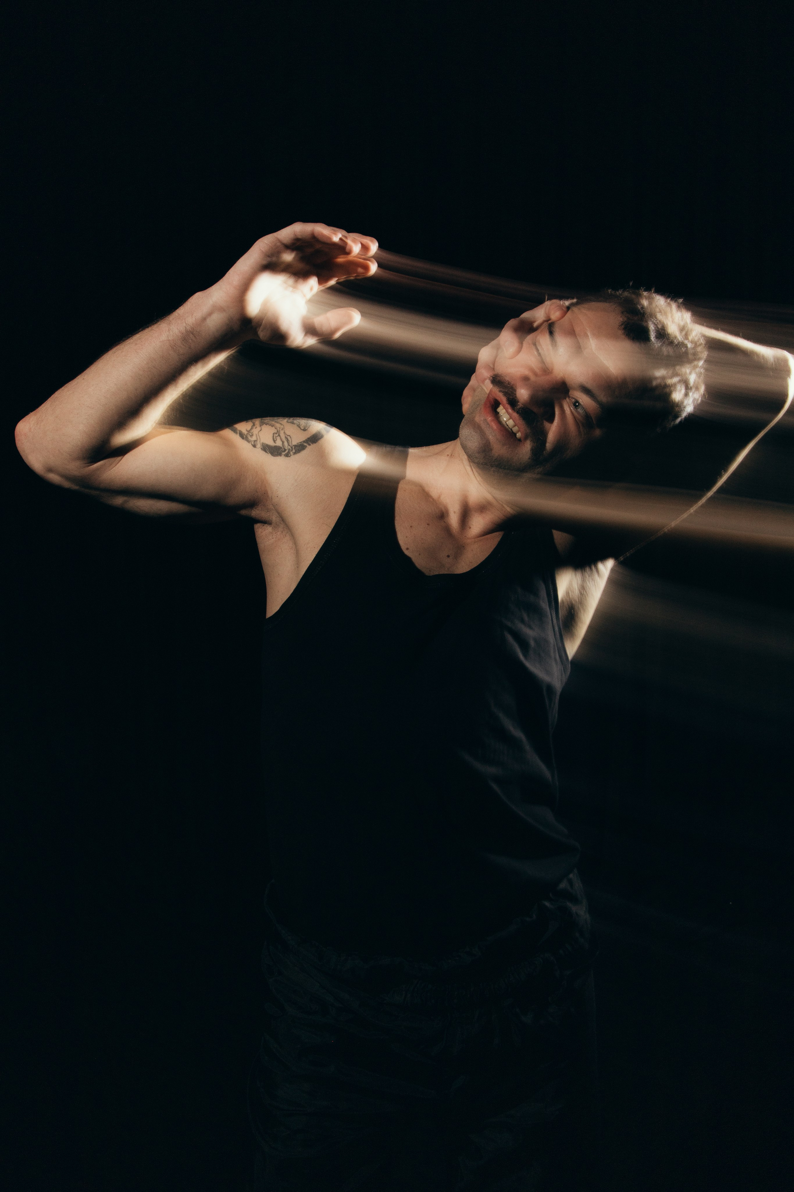 Проект для Свободного театра современного танца. Фотограф Татьяна Жбанова