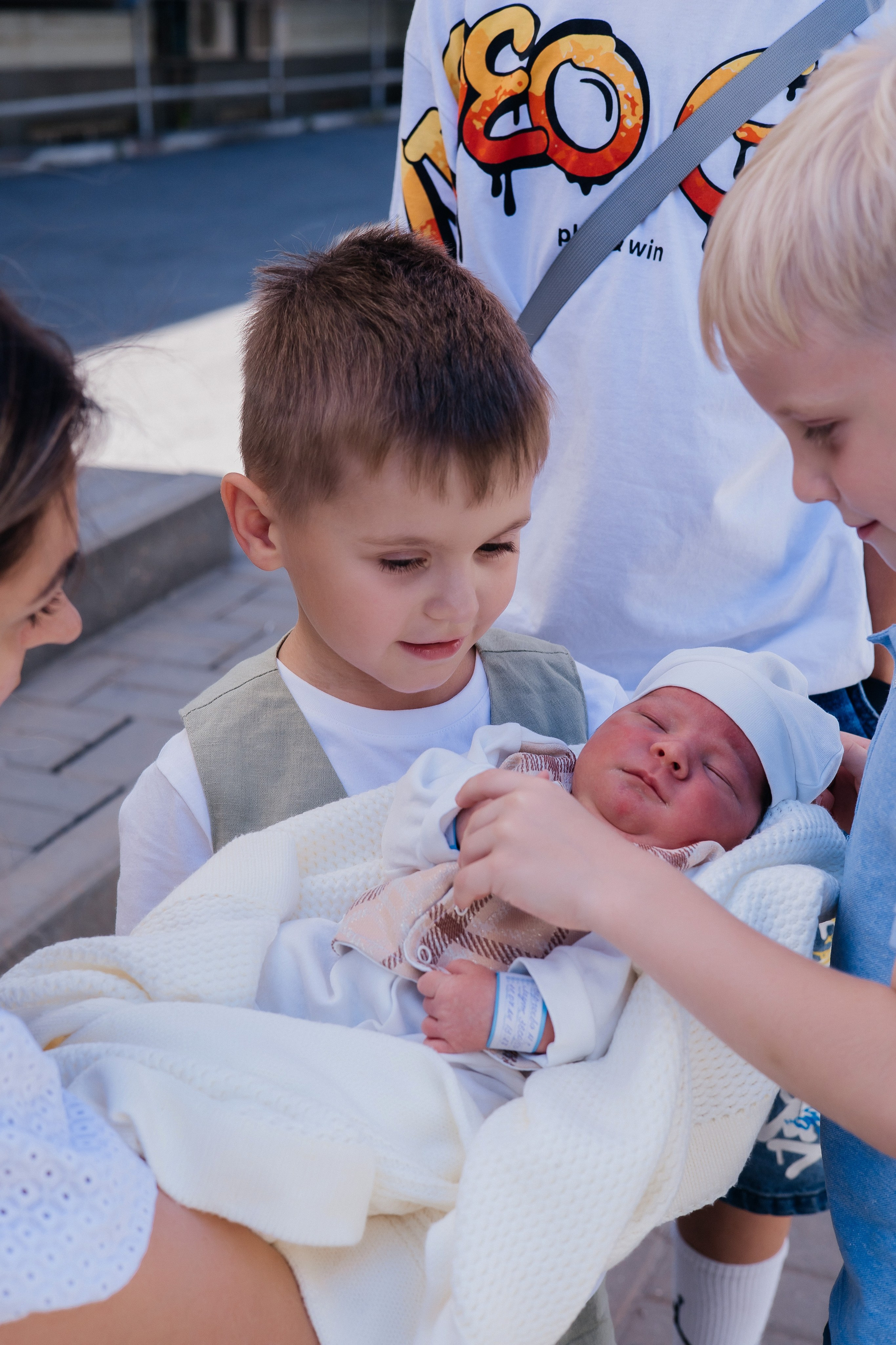 Выписка 14 июня 2024. Фотограф Ростов-на-Дону | фототерапевт