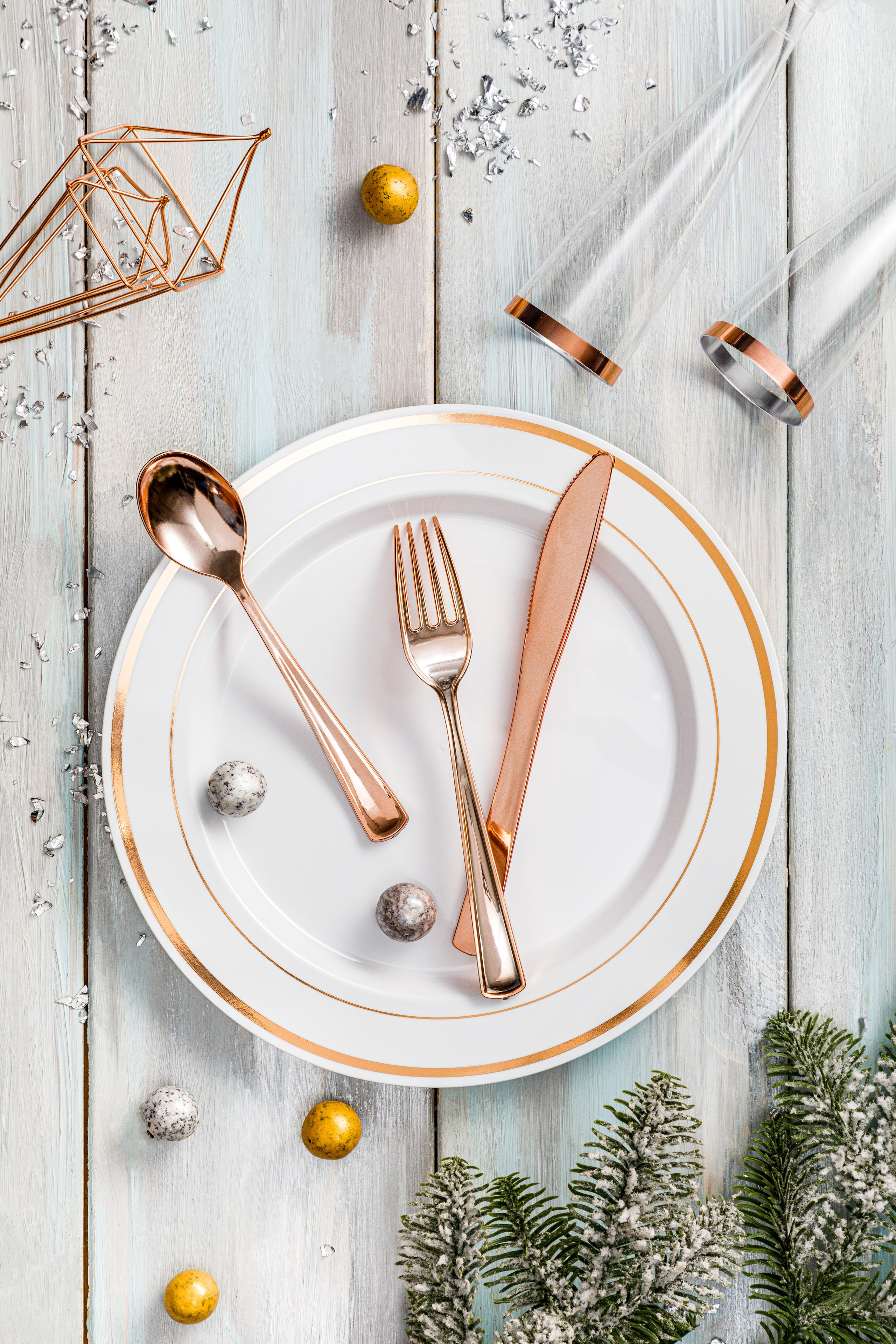 Пластиковая посуда. Сайт о предметной, имиджевой и портретной фотографии, фотограф Фил Киреев