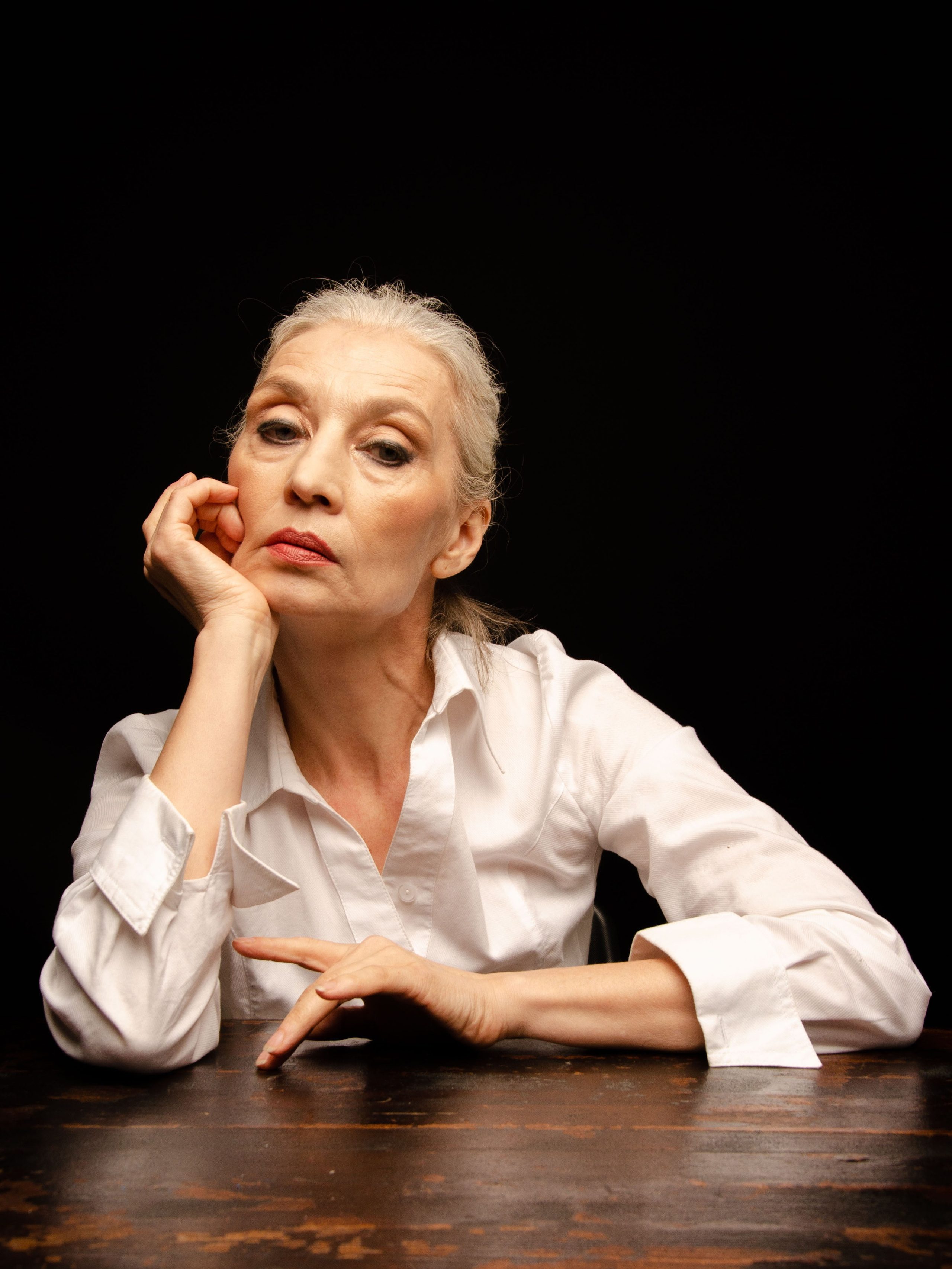 Женский портрет. Айк Симонян