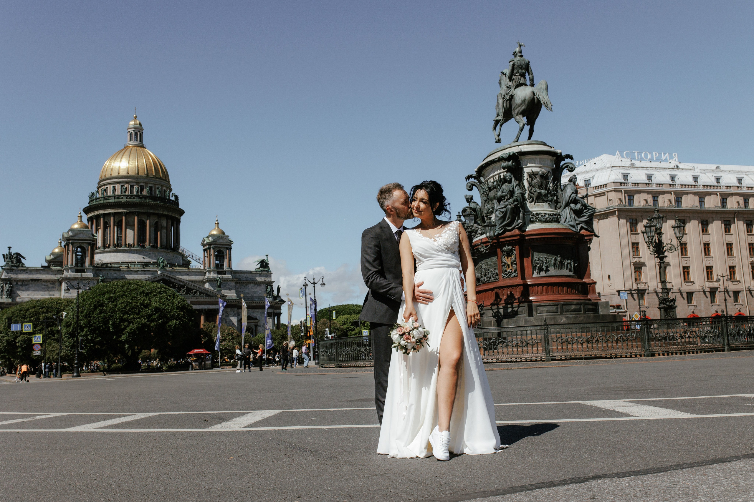 Свадьба в Питере весной. Свадебный фотограф СПБ