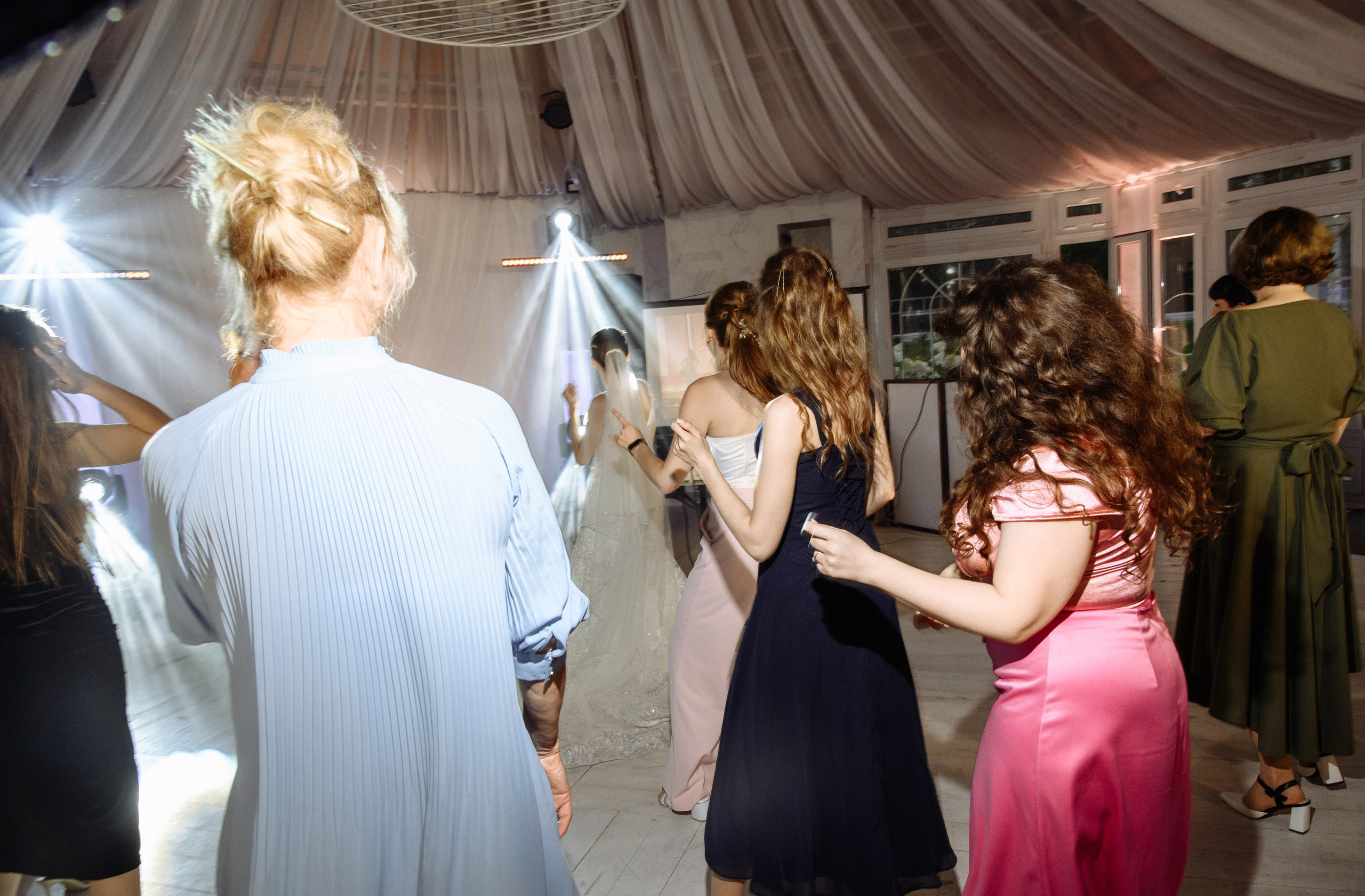 Альберт и Диана Zakolcovo Vtb. Фотограф Кирилл Верт