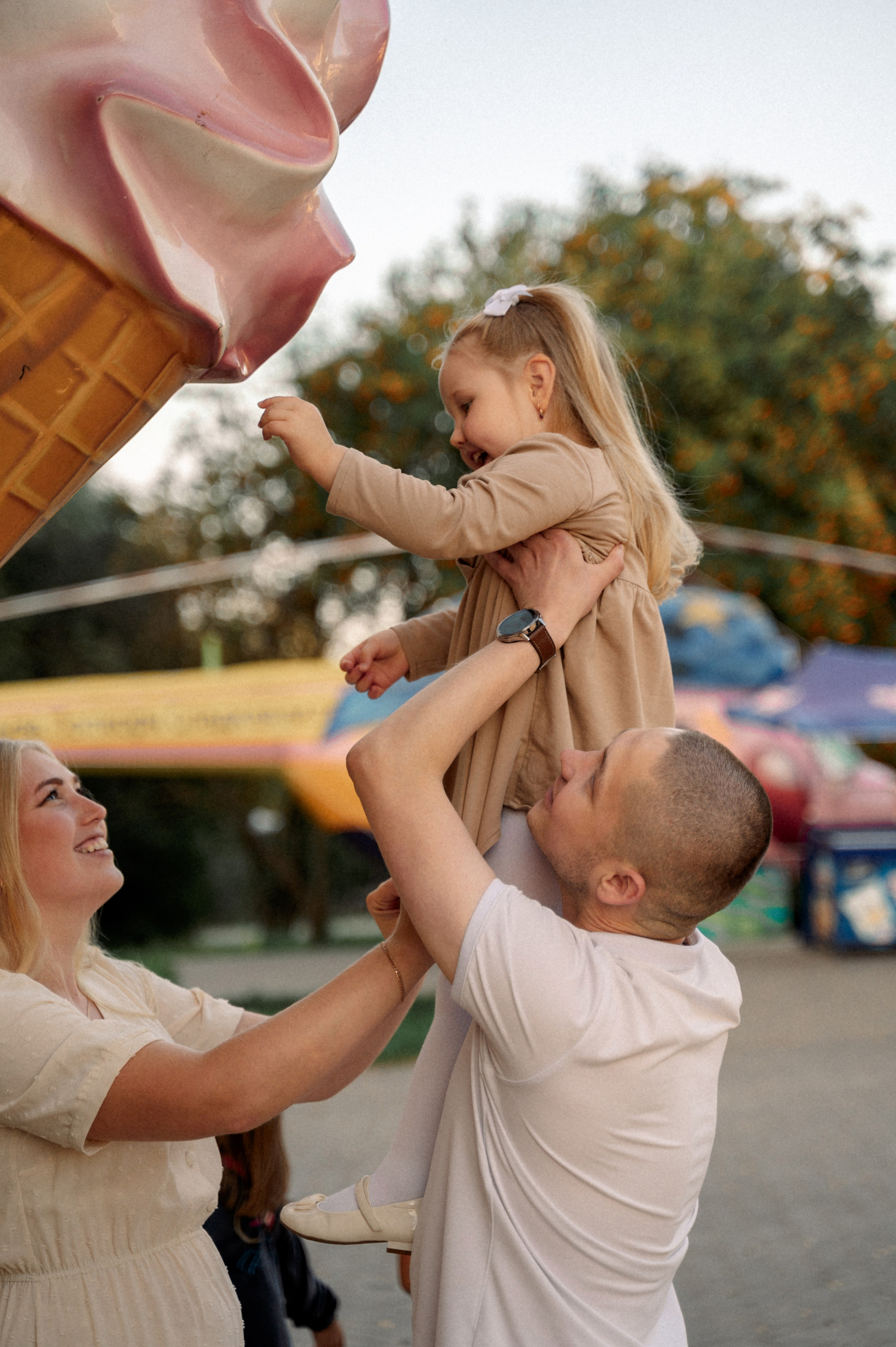 Семейная прогулочная фотосессия. Свадебный и семейный фотограф в Чебоксарах Ирина Левнер