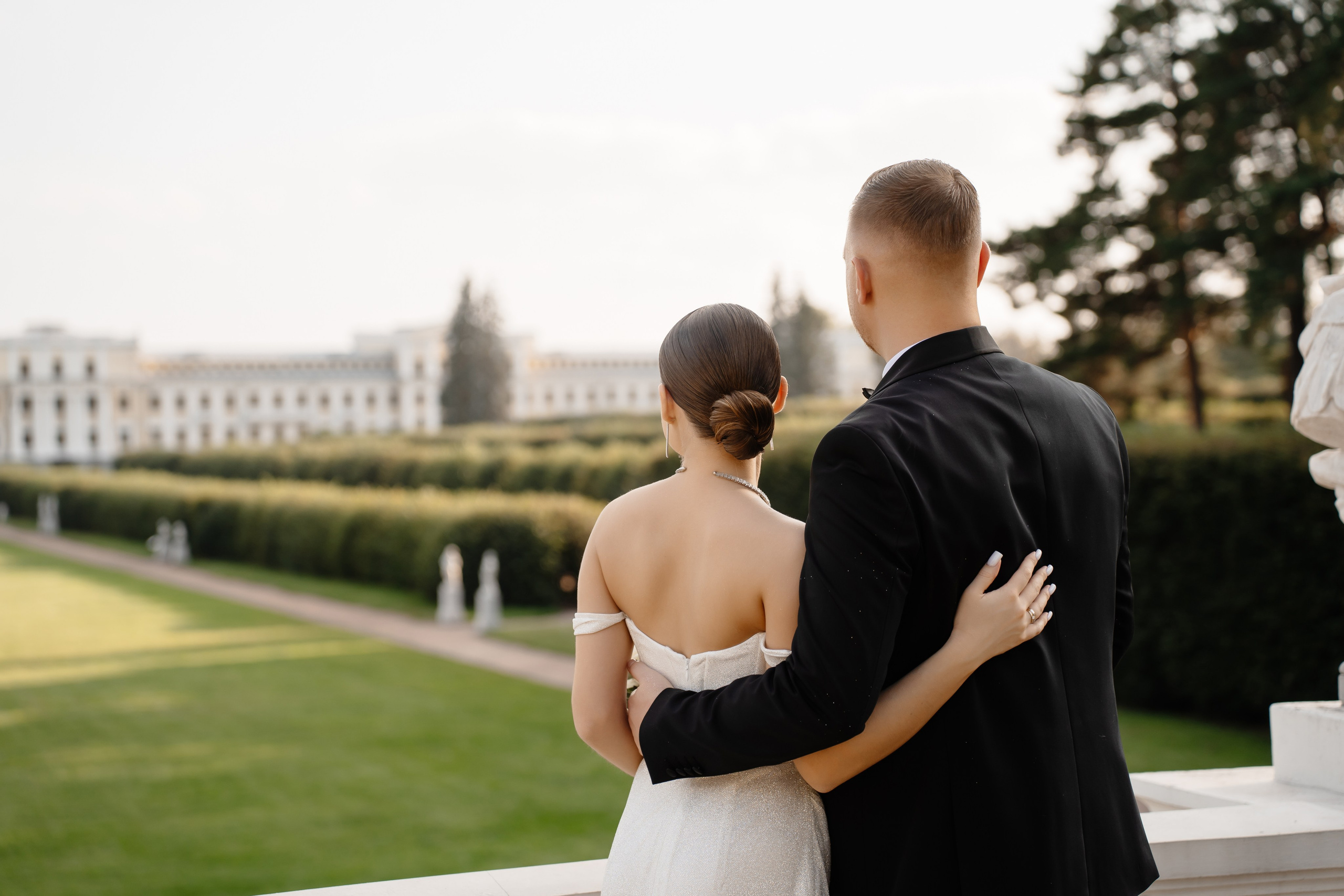 Свадебная фотосессия в парке Архангельское. Свадебный и семейный фотограф в Москве Светлана Зоткина