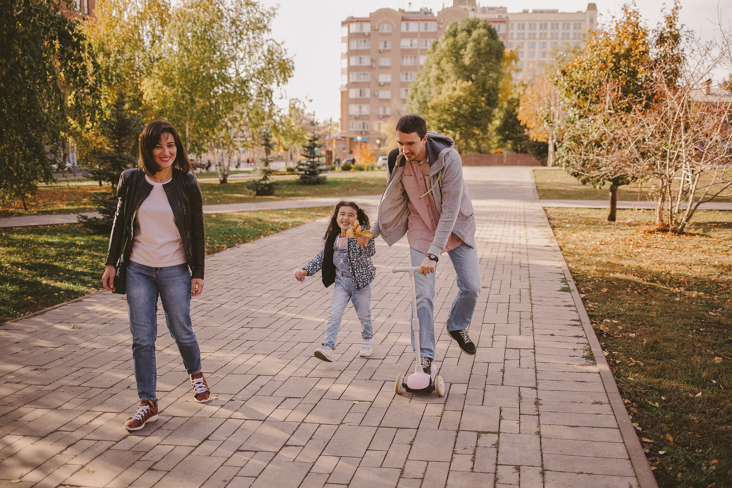 Зарина, Олег и дочки. Семейный фотограф в Самаре