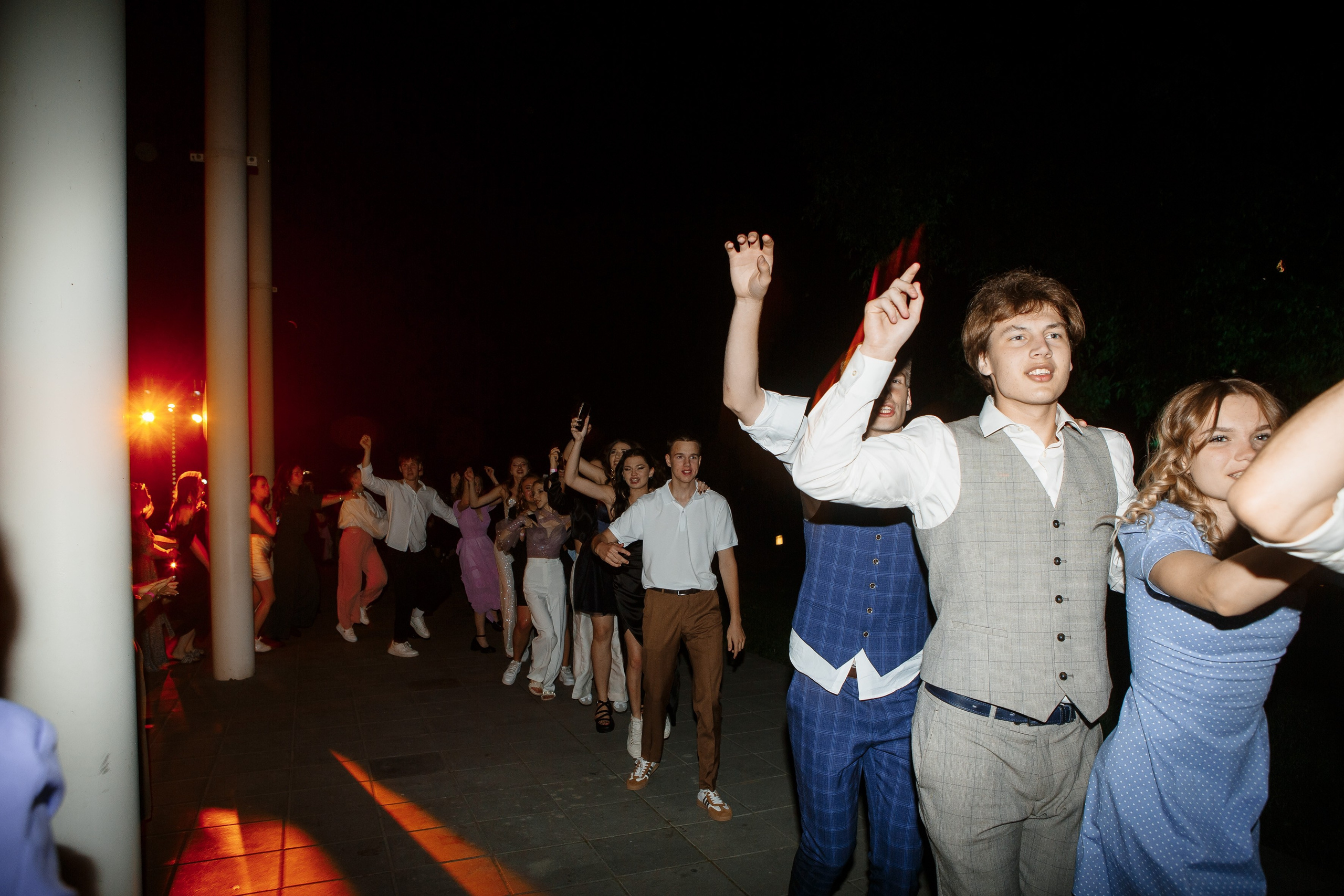 Выпускной Гимназия 12 2024 OpenHouse. Свадебный и портретный Фотограф в Липецке Дмитрий Котюков