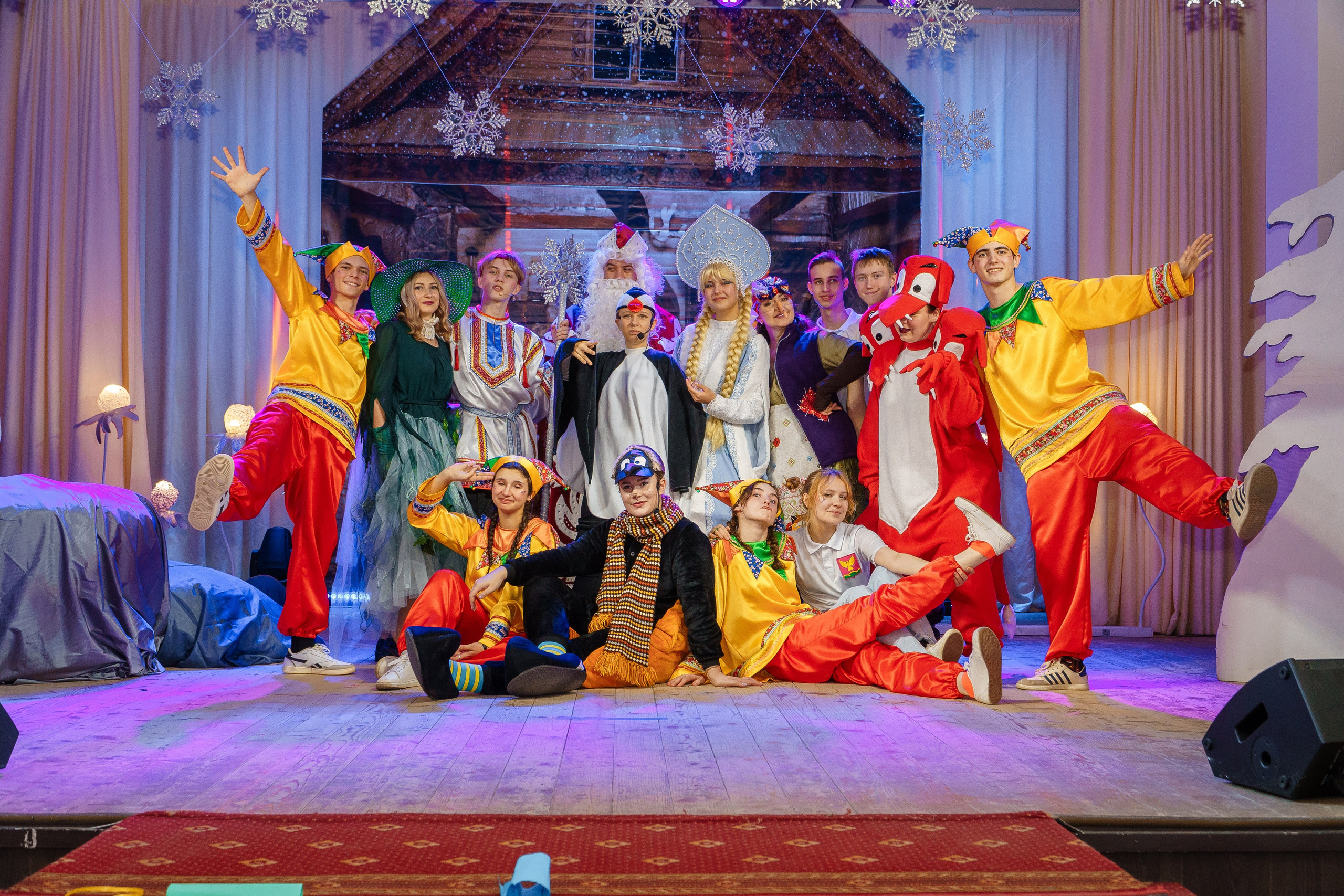 «Сказка о Новом годе и богатыре настоящем». Новотитаровский Дом культуры