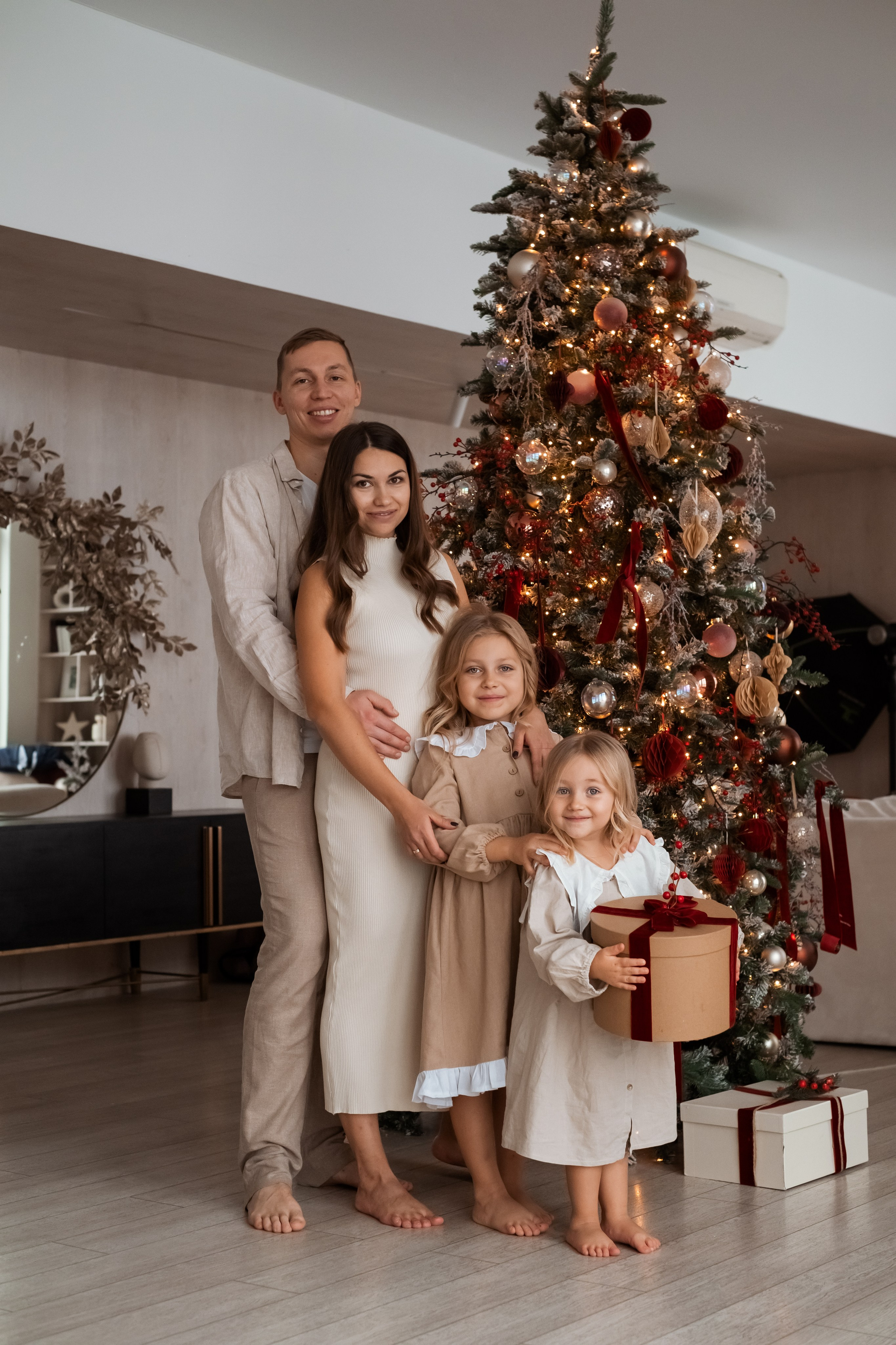 Семейная новогодняя фотосессия. Семейный и детский фотограф в Мелитополе /Наталья Зацеркляная